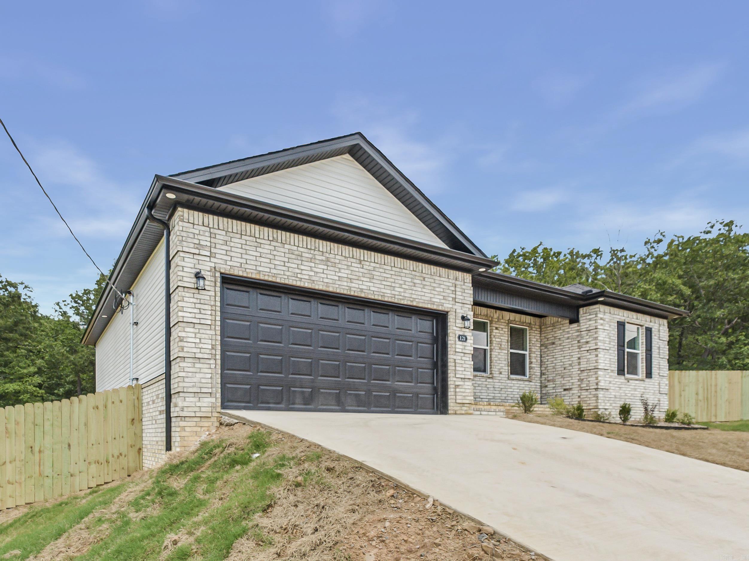 121.5 Coal Mountain Road  El Paso, AR