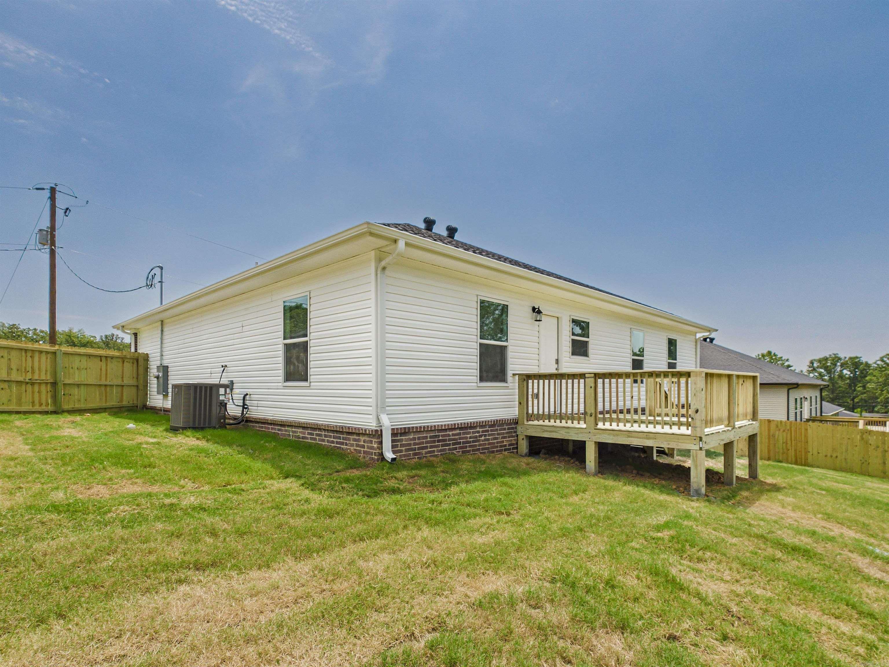 117.5 Coal Mountain Road  El Paso, AR