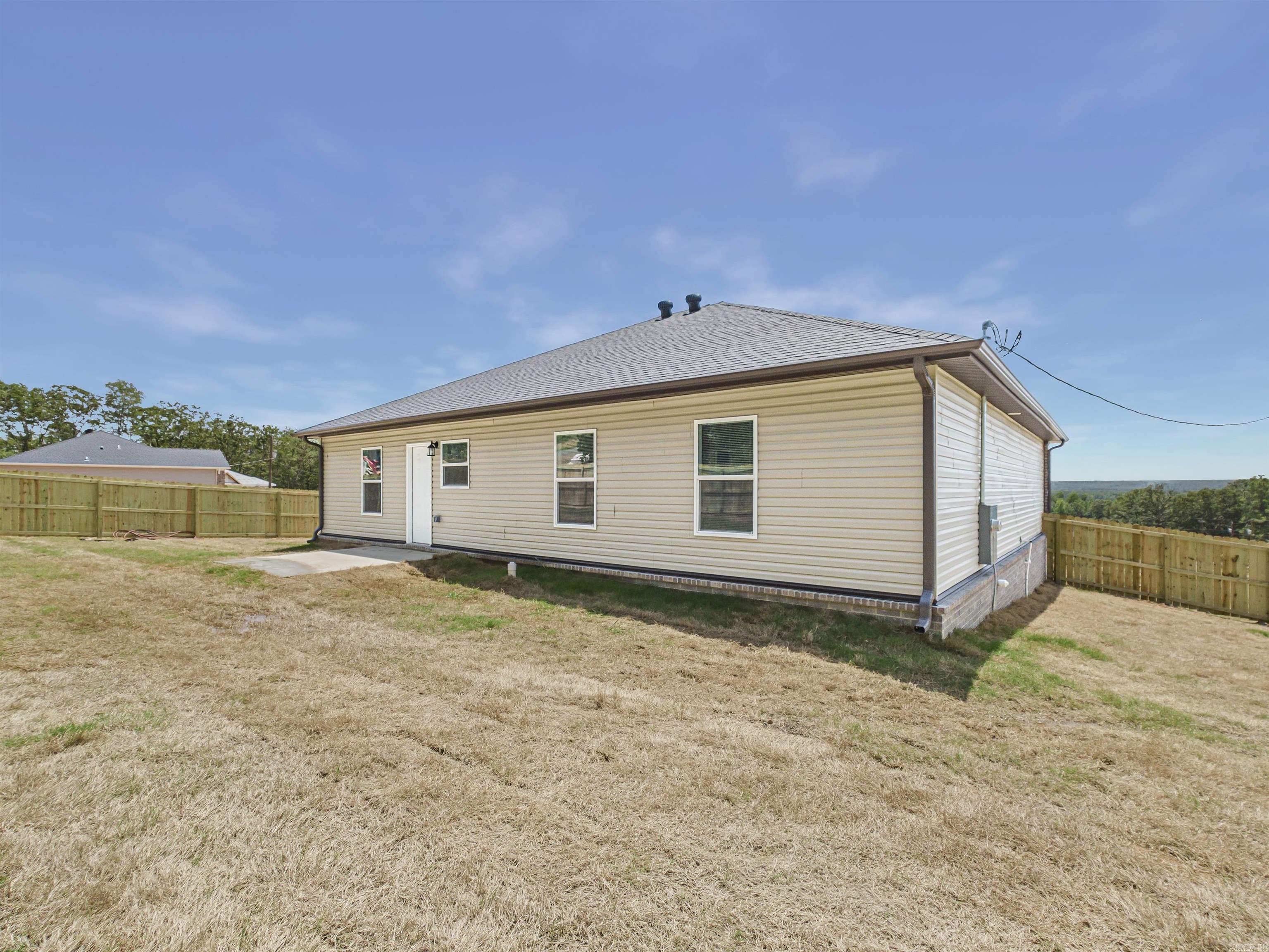 125.5 Coal Mountain Road  El Paso, AR
