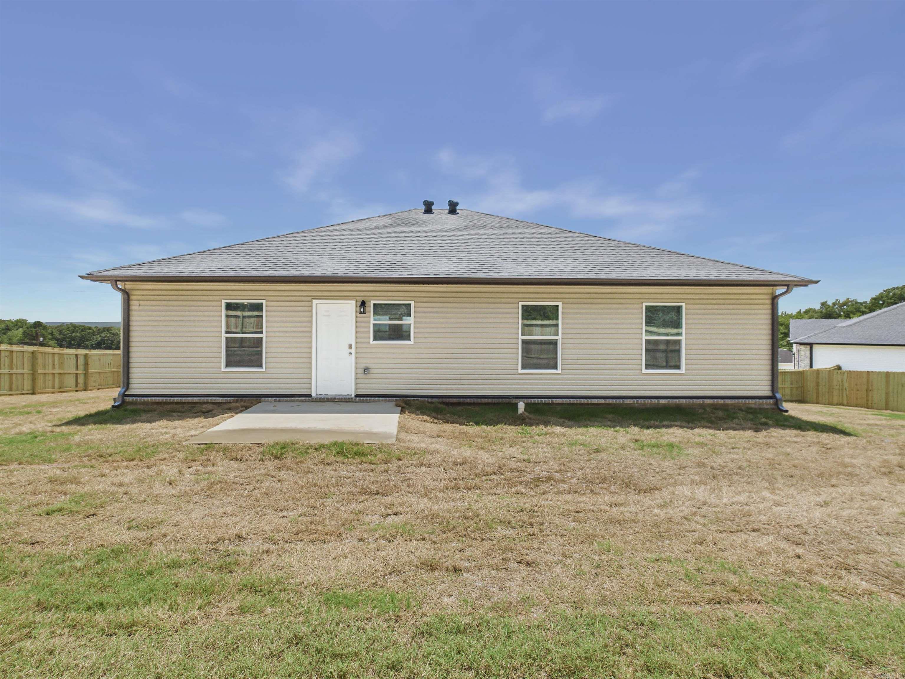 125.5 Coal Mountain Road  El Paso, AR