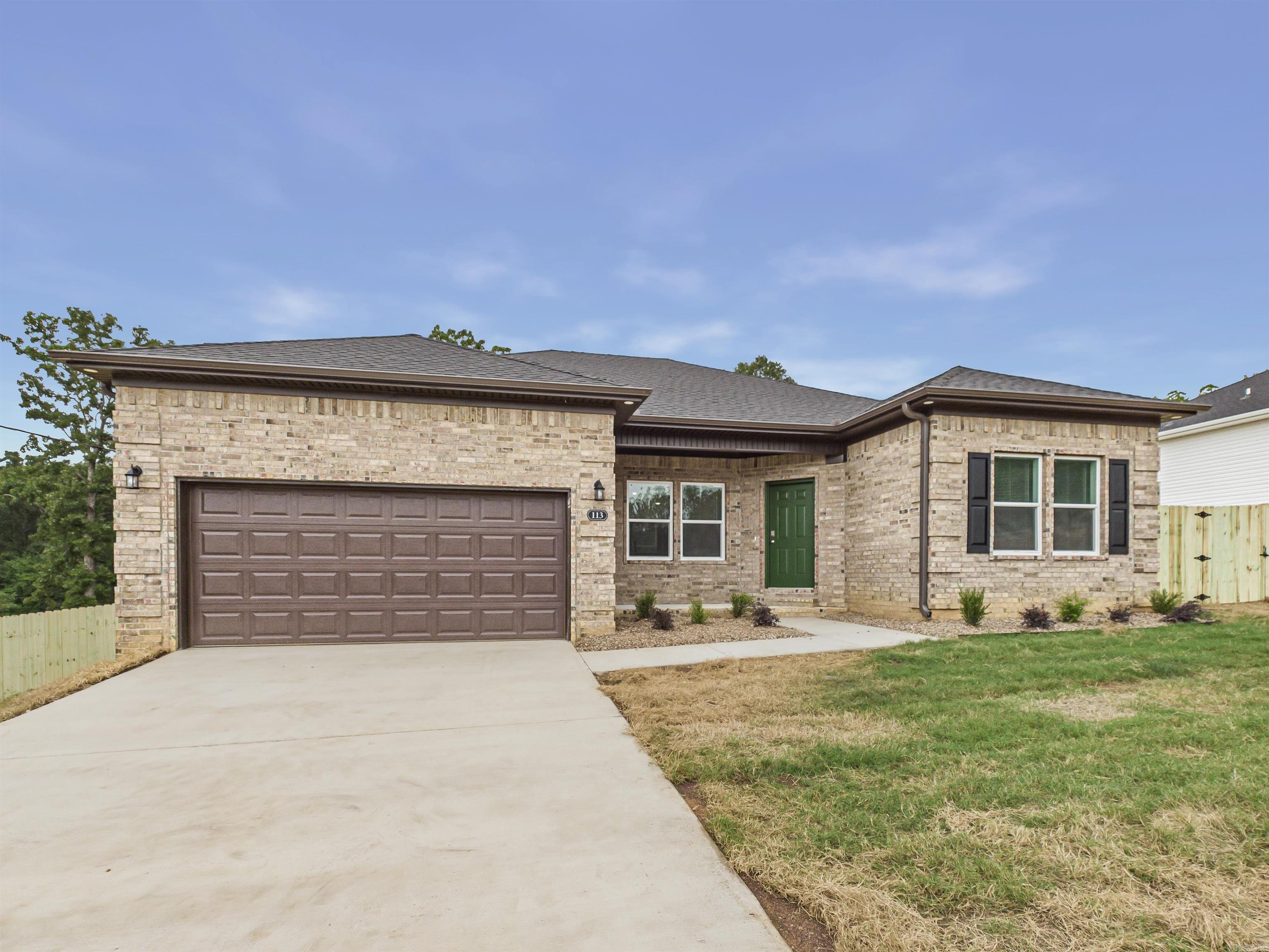 113.5 Coal Mountain Road  El Paso, AR