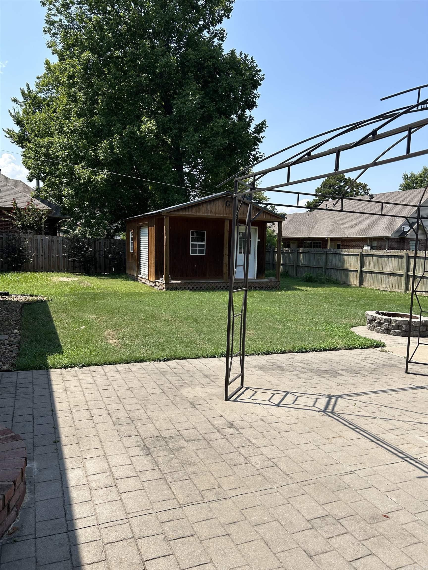 2008 W 8th  Russellville, AR