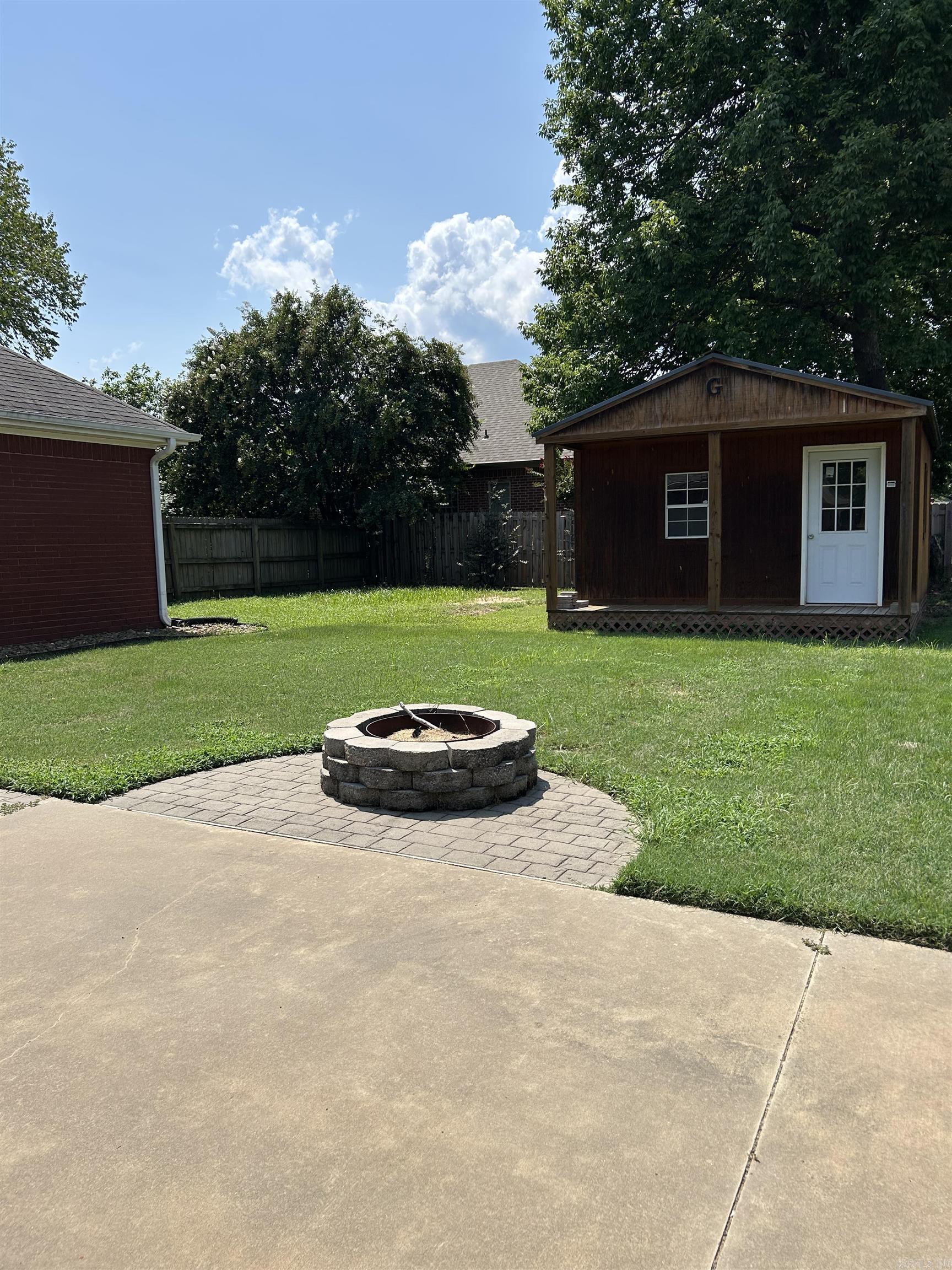 2008 W 8th  Russellville, AR