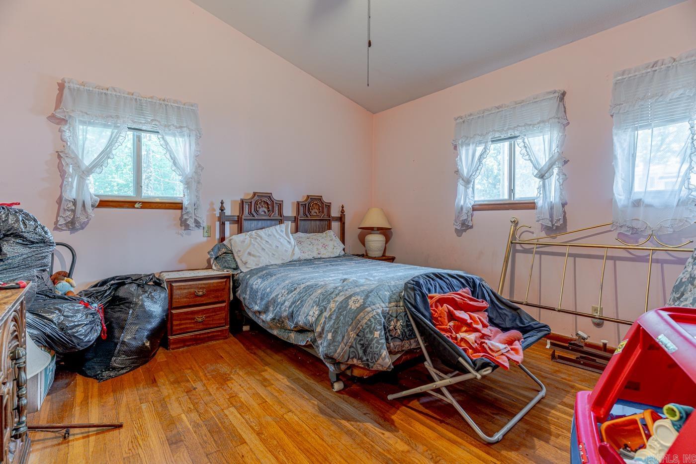 11 Iroquois  Cherokee Village, AR