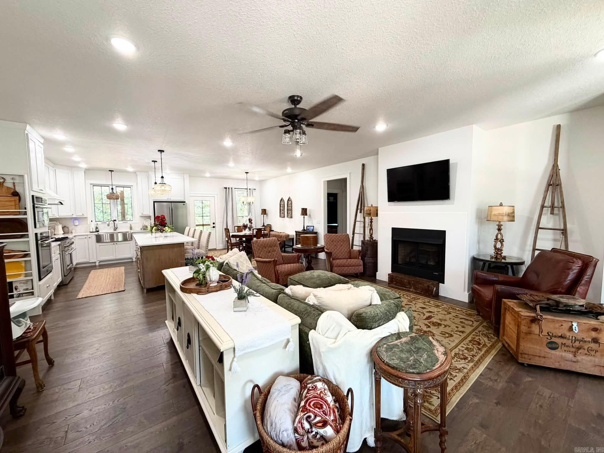 427 Highland Drive  Mountain View, AR