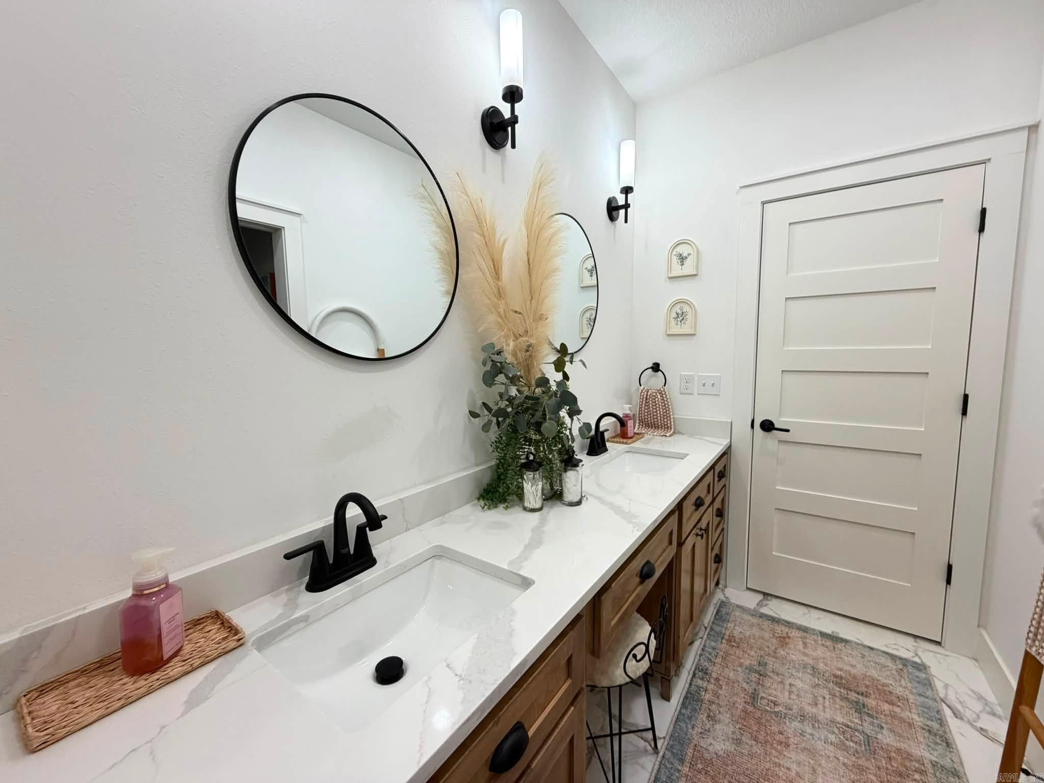 427 Highland Drive  Mountain View, AR