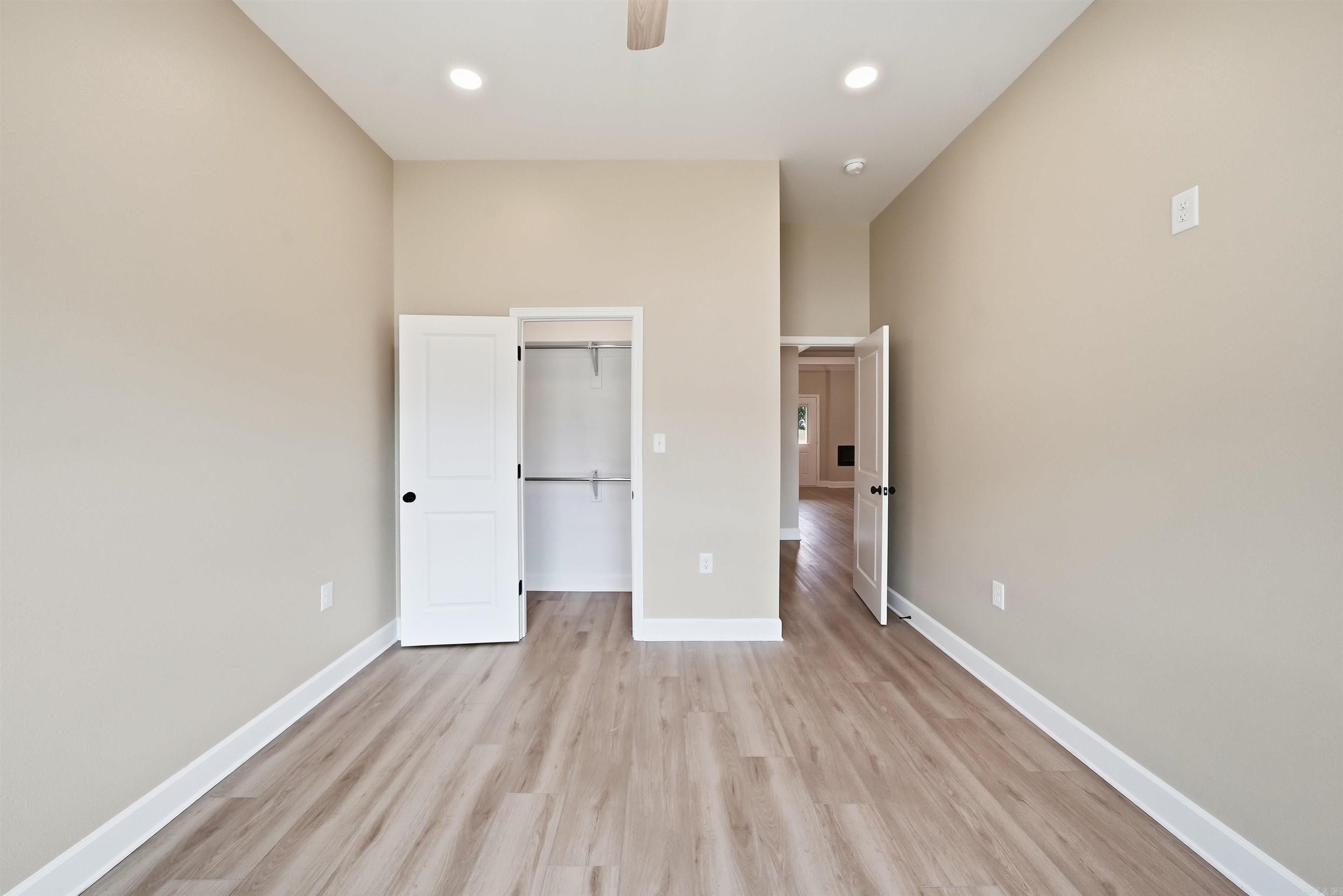 7081 Agua Blanca Boulevard — exterior