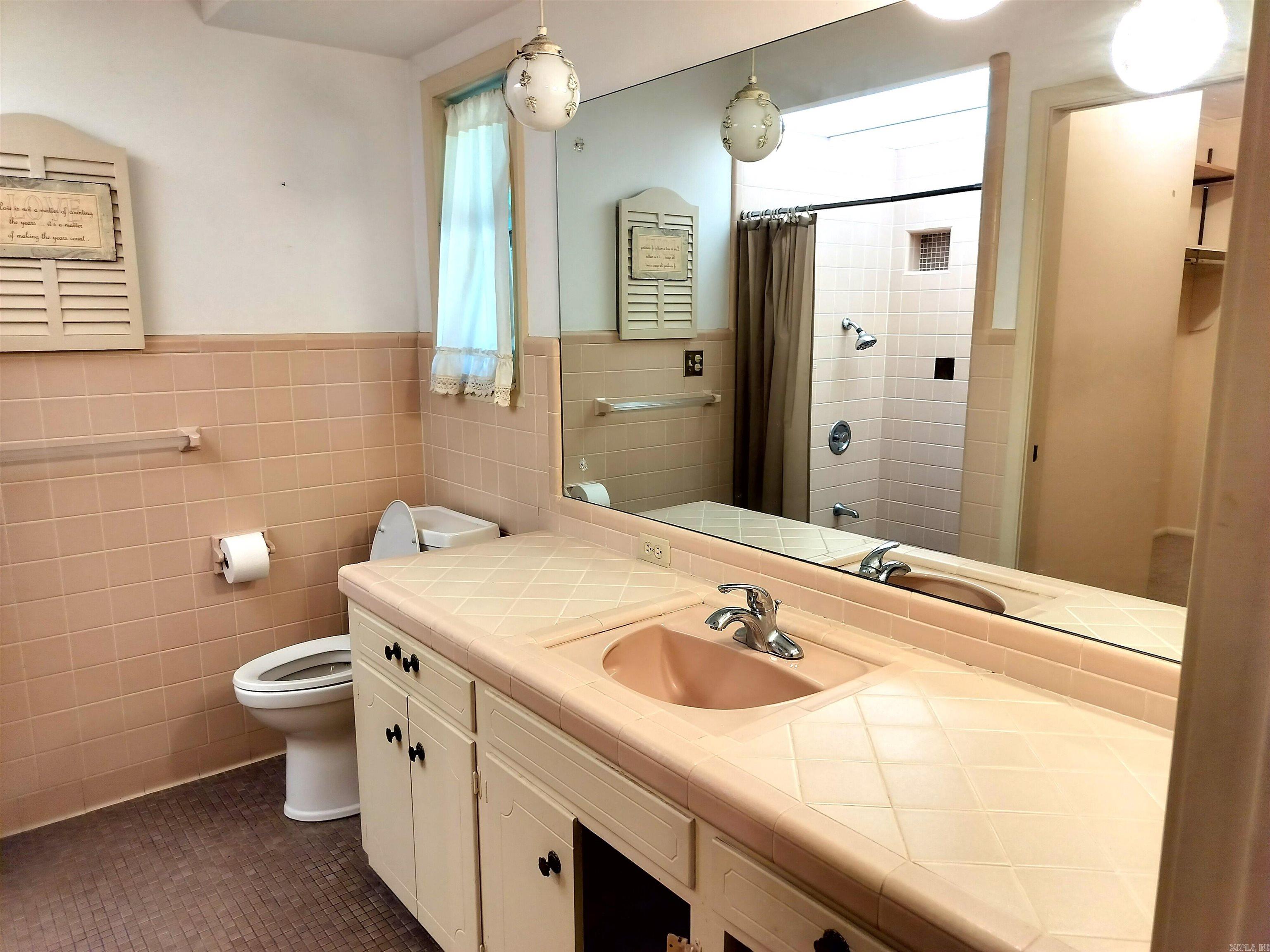 901 Poplar  Clarksville, AR