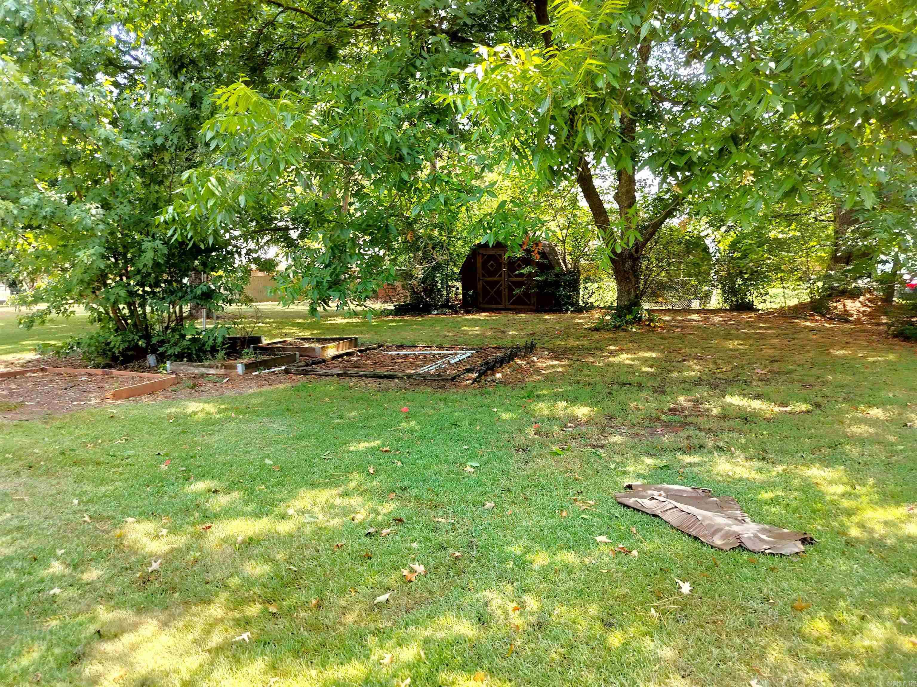 901 Poplar  Clarksville, AR