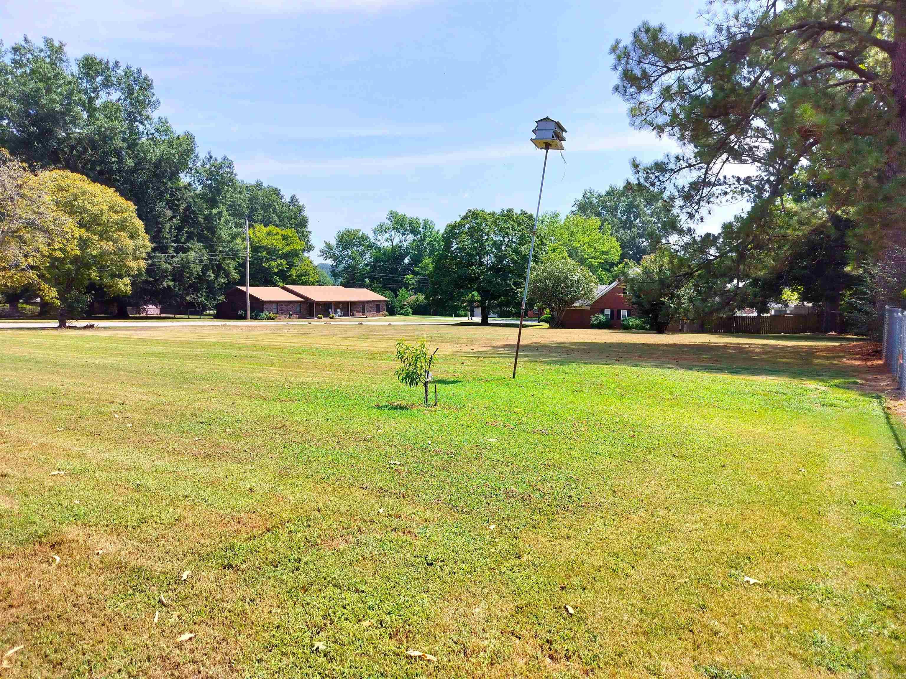 901 Poplar  Clarksville, AR