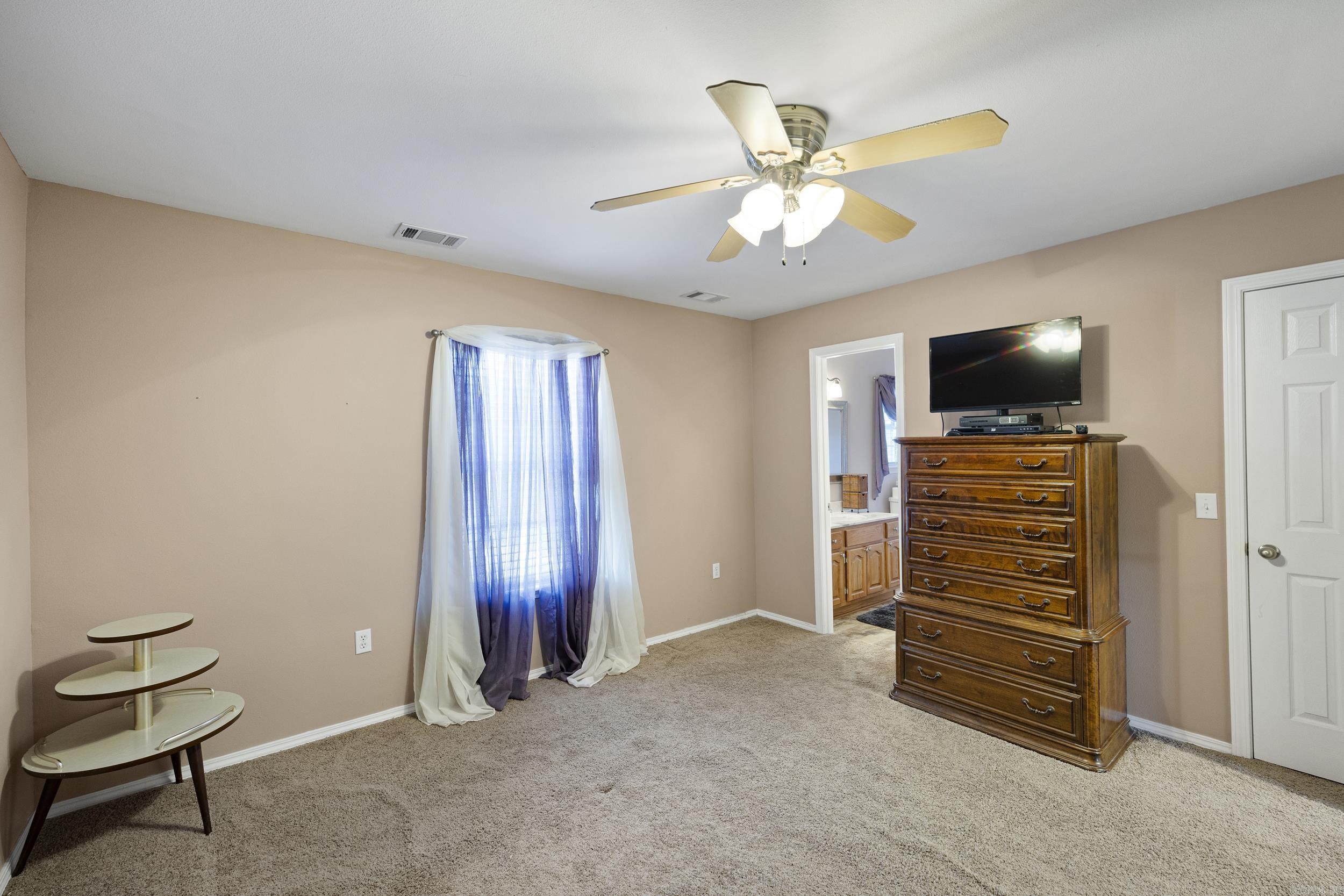 606 W Rock  Morrilton, AR