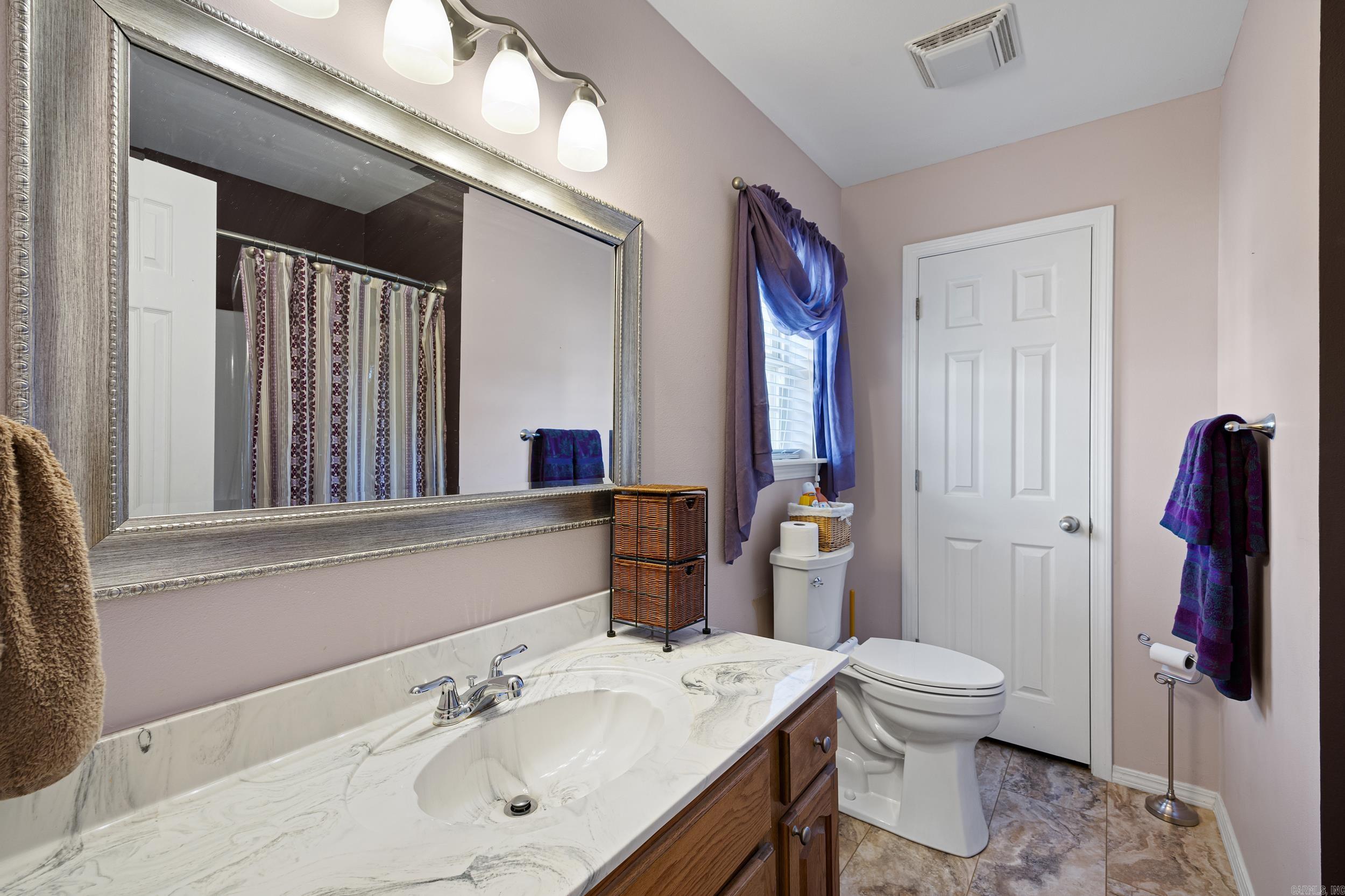 606 W Rock  Morrilton, AR