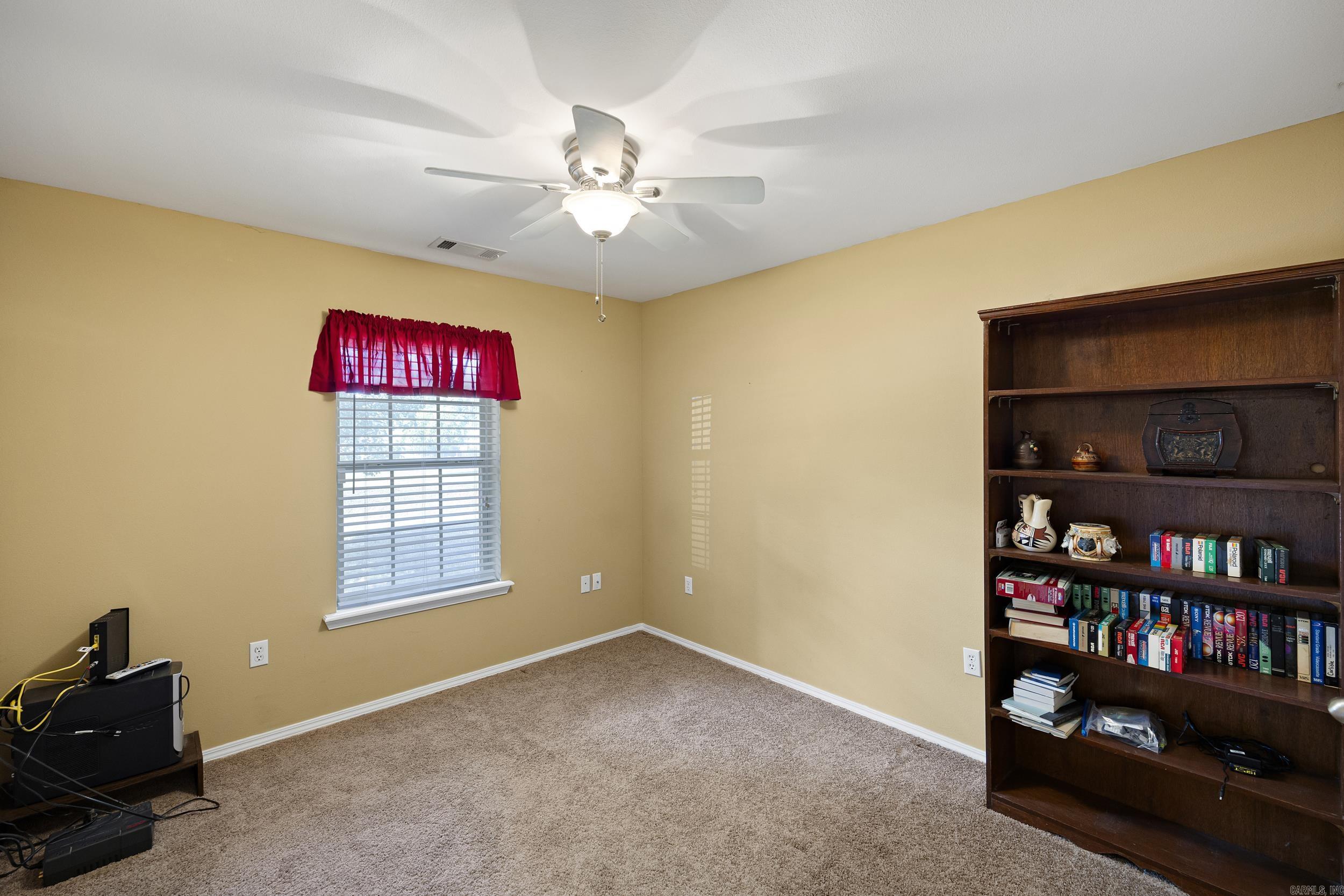 606 W Rock  Morrilton, AR