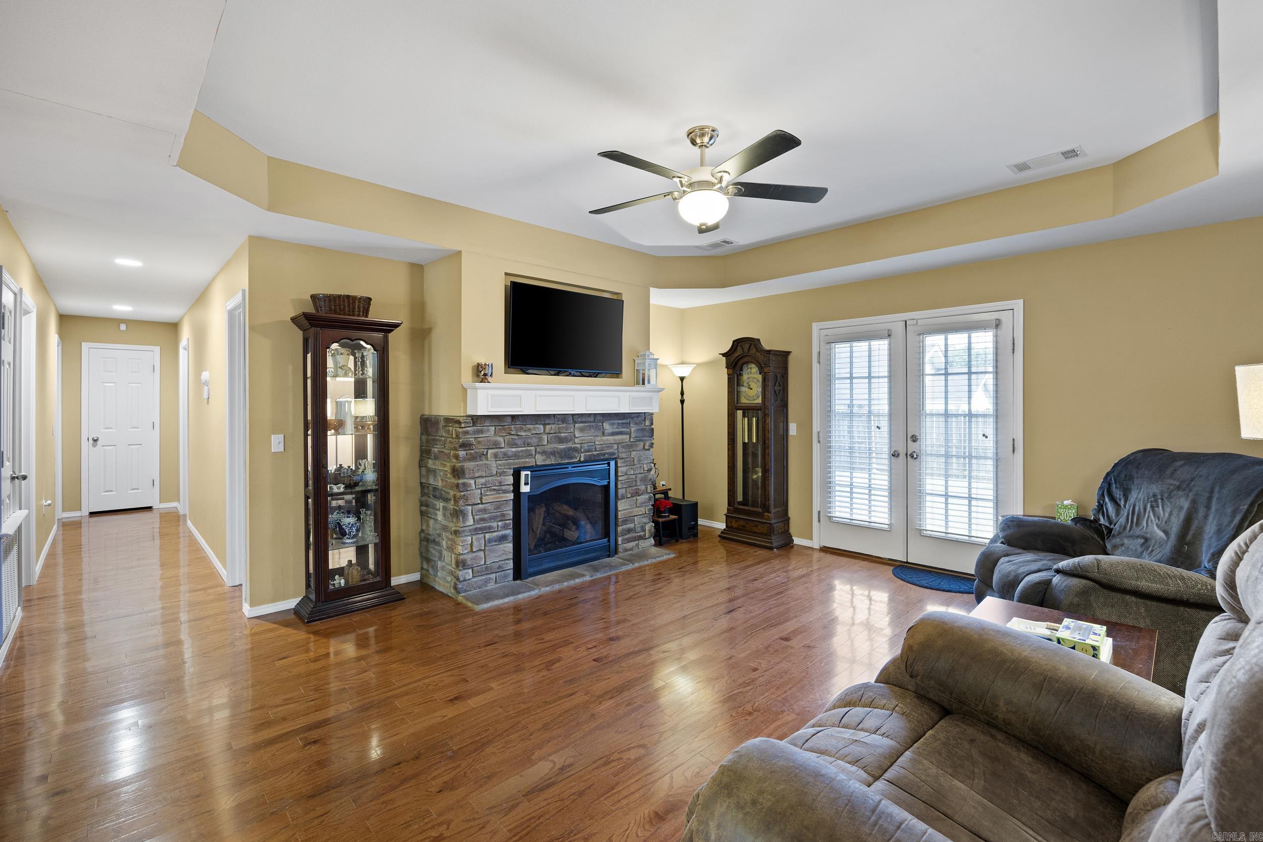 606 W Rock  Morrilton, AR
