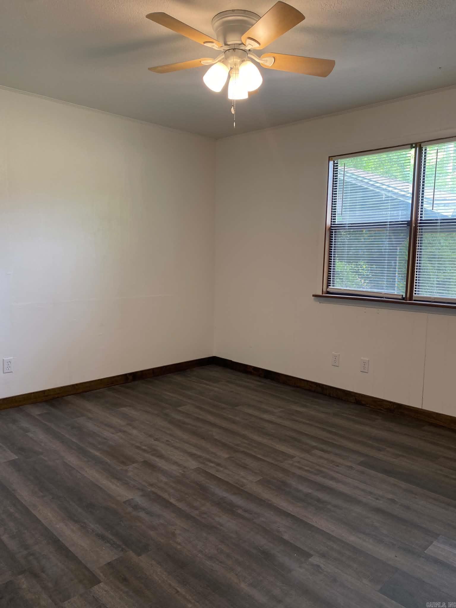 1304 Hickory Ave  Mena, AR