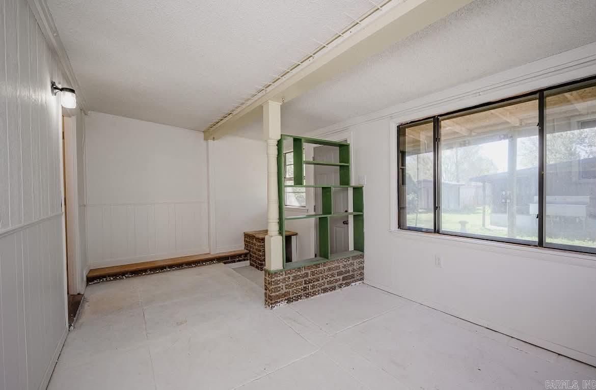 1304 Hickory Ave  Mena, AR
