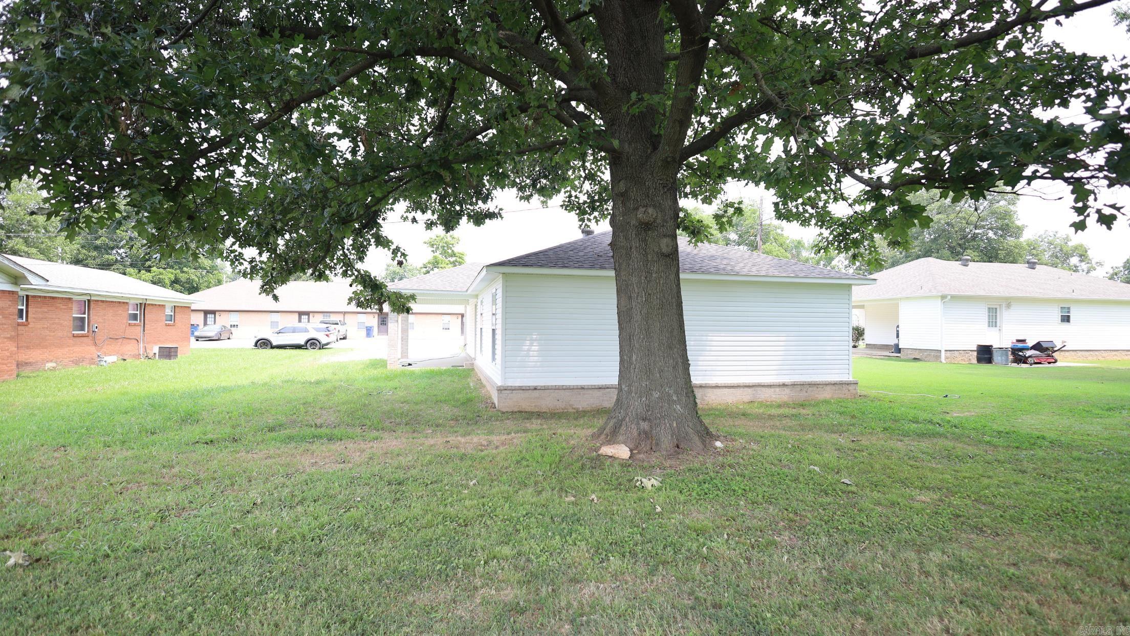 207 W Warner  Marmaduke, AR