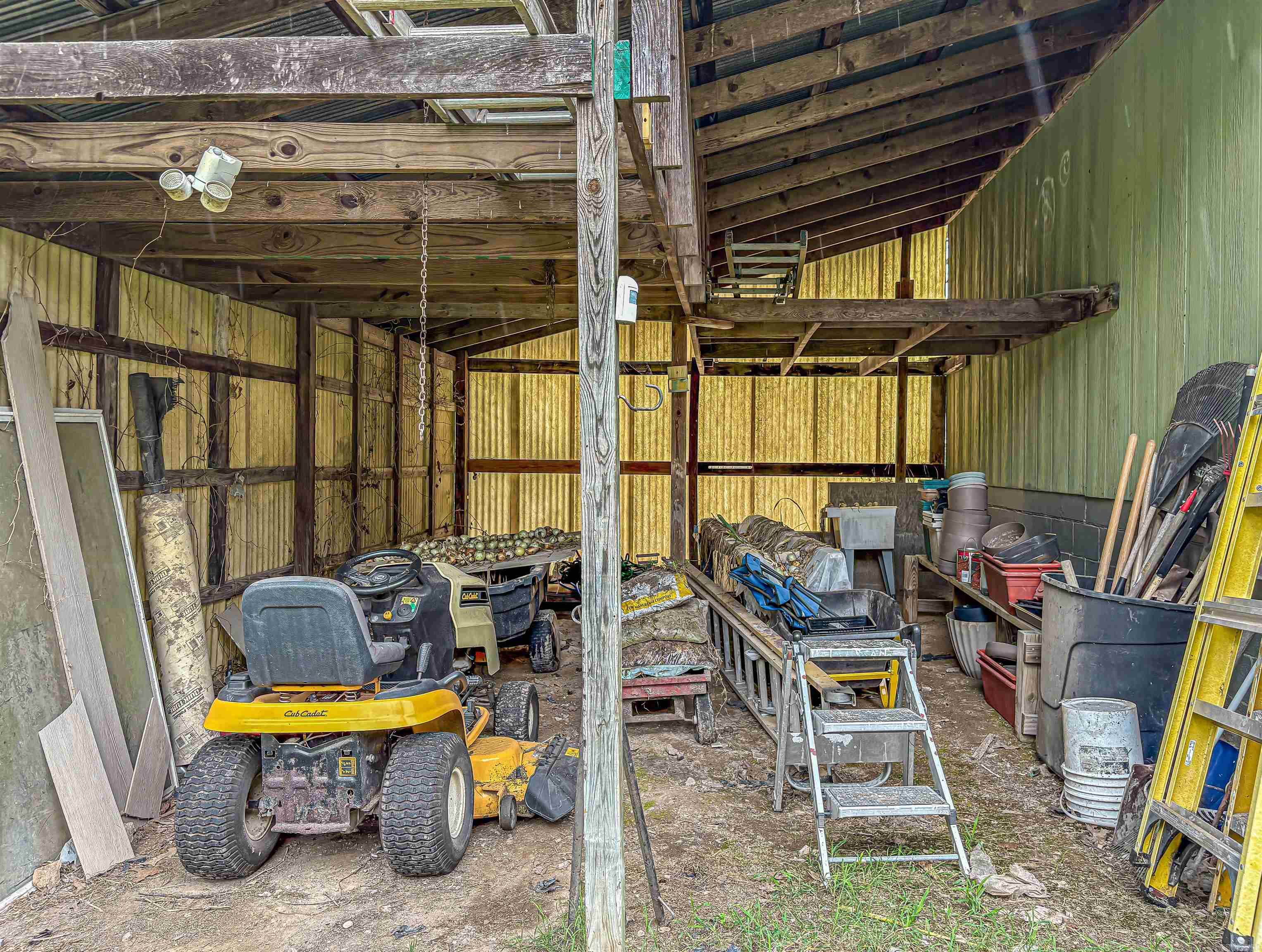 504 McLean  Cotter, AR