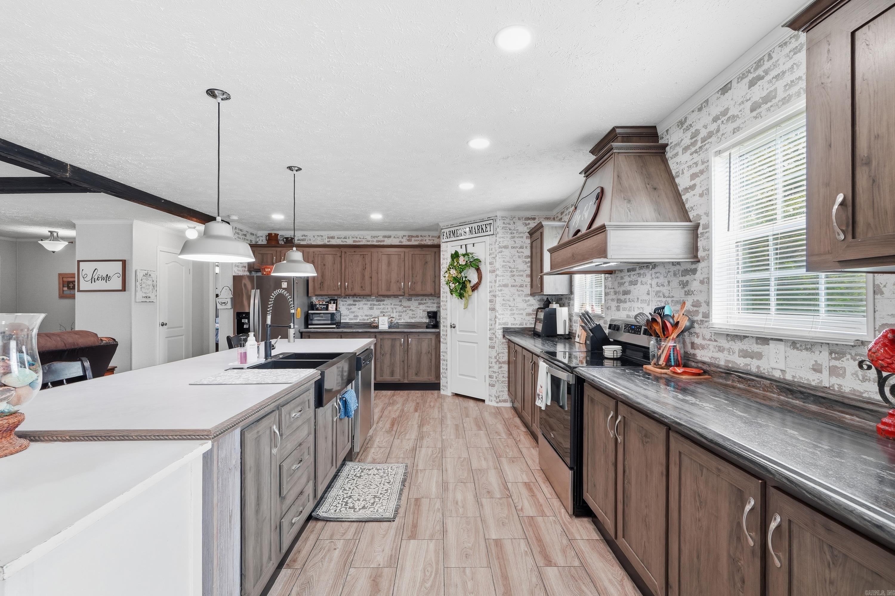 98 Rowlett  Greenbrier, AR