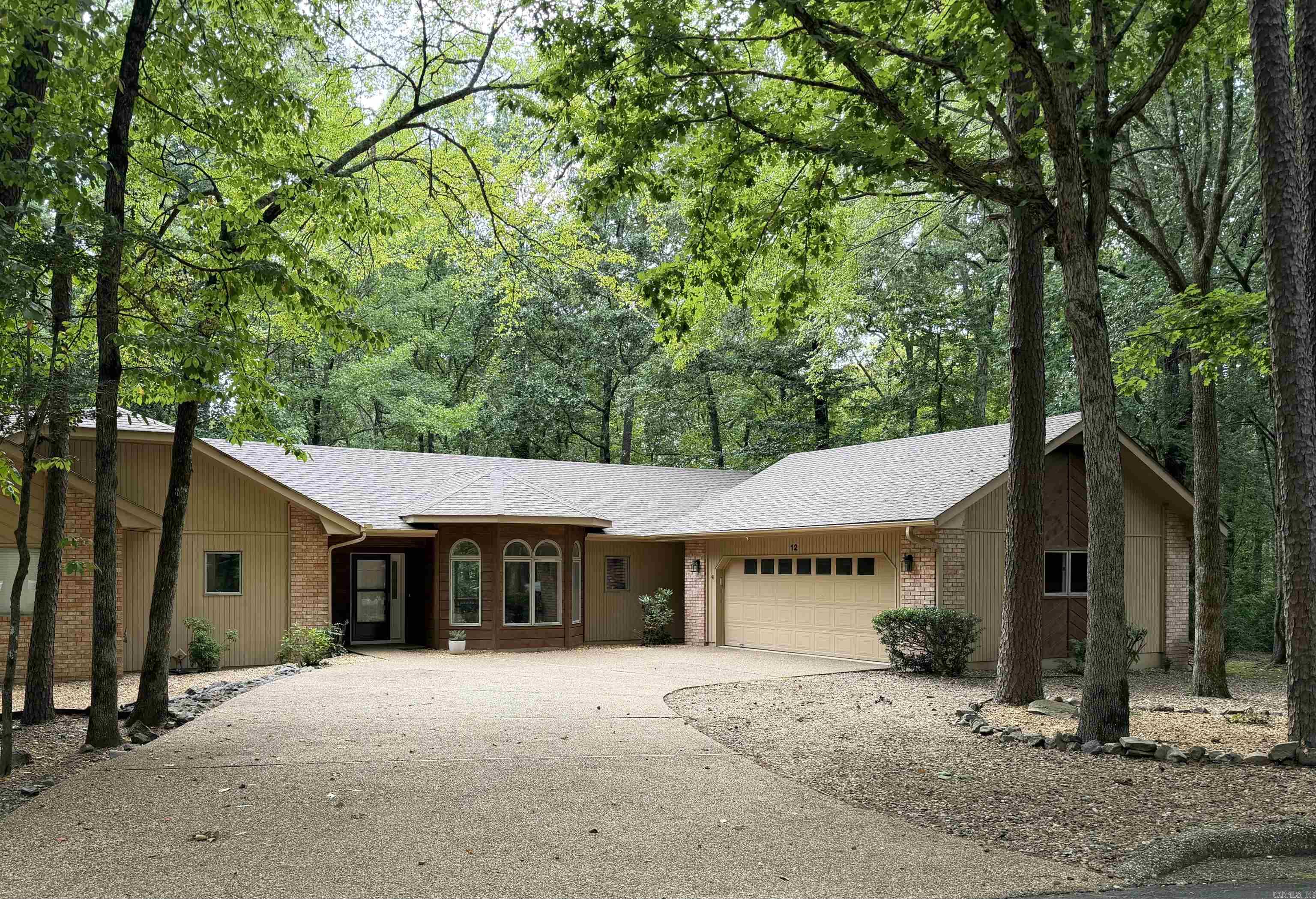 12 Emanuel  Hot Springs Village, AR