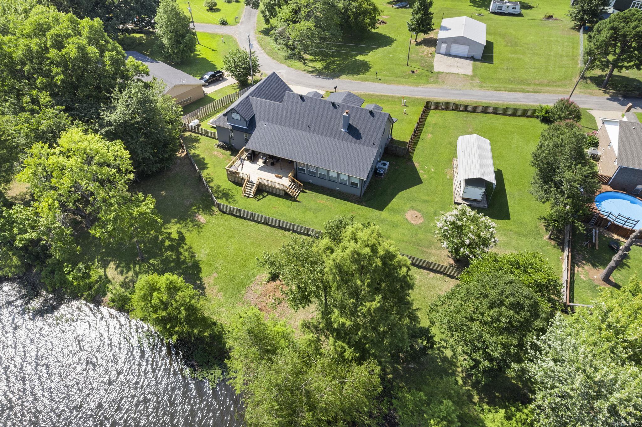 47 Lakeview  Houston, AR