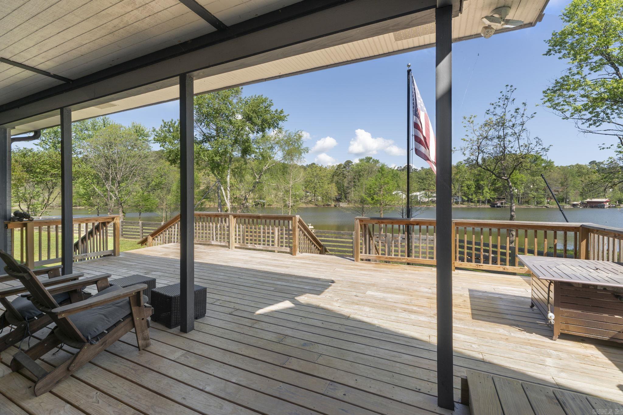 47 Lakeview  Houston, AR