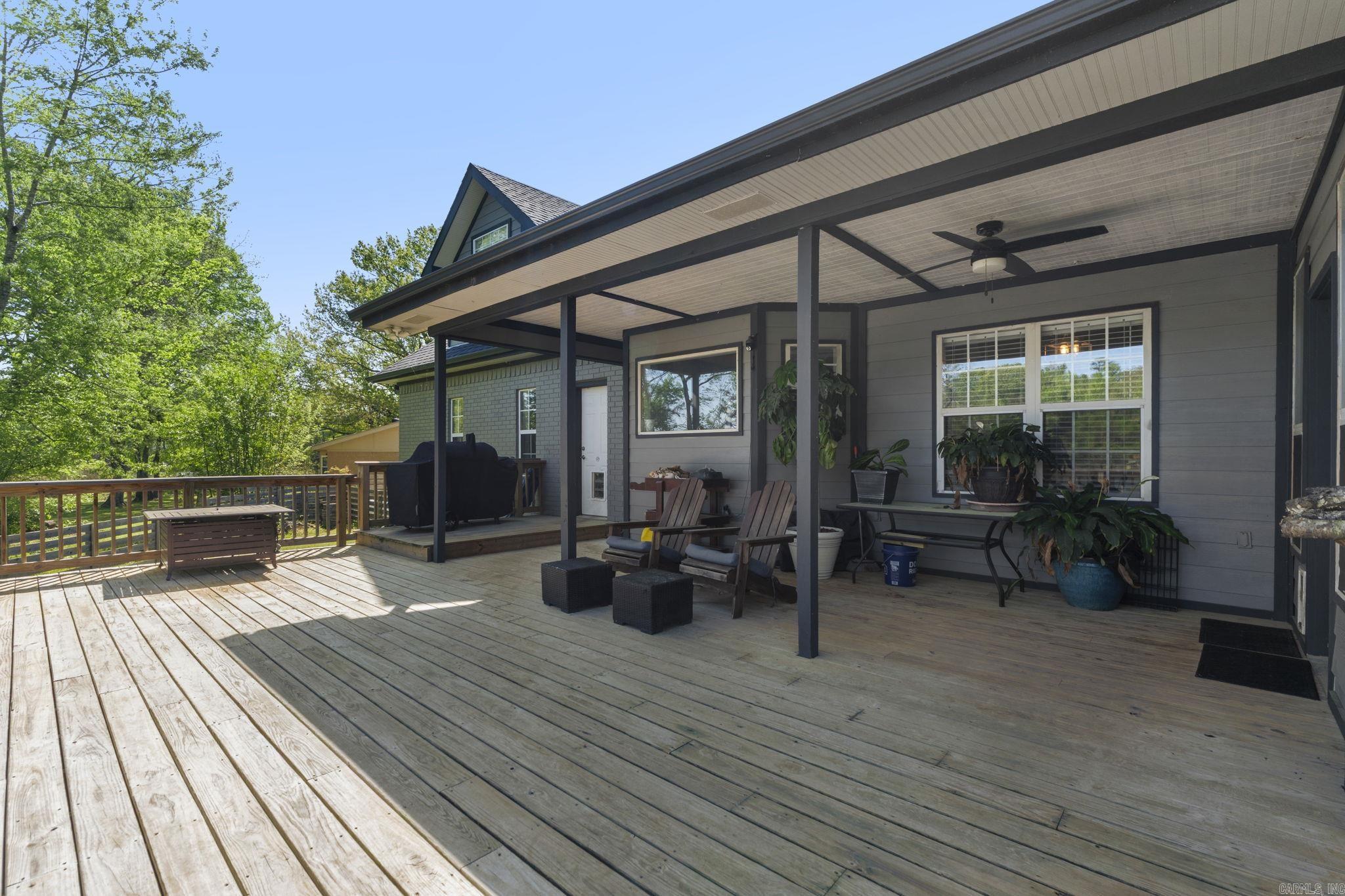 47 Lakeview  Houston, AR