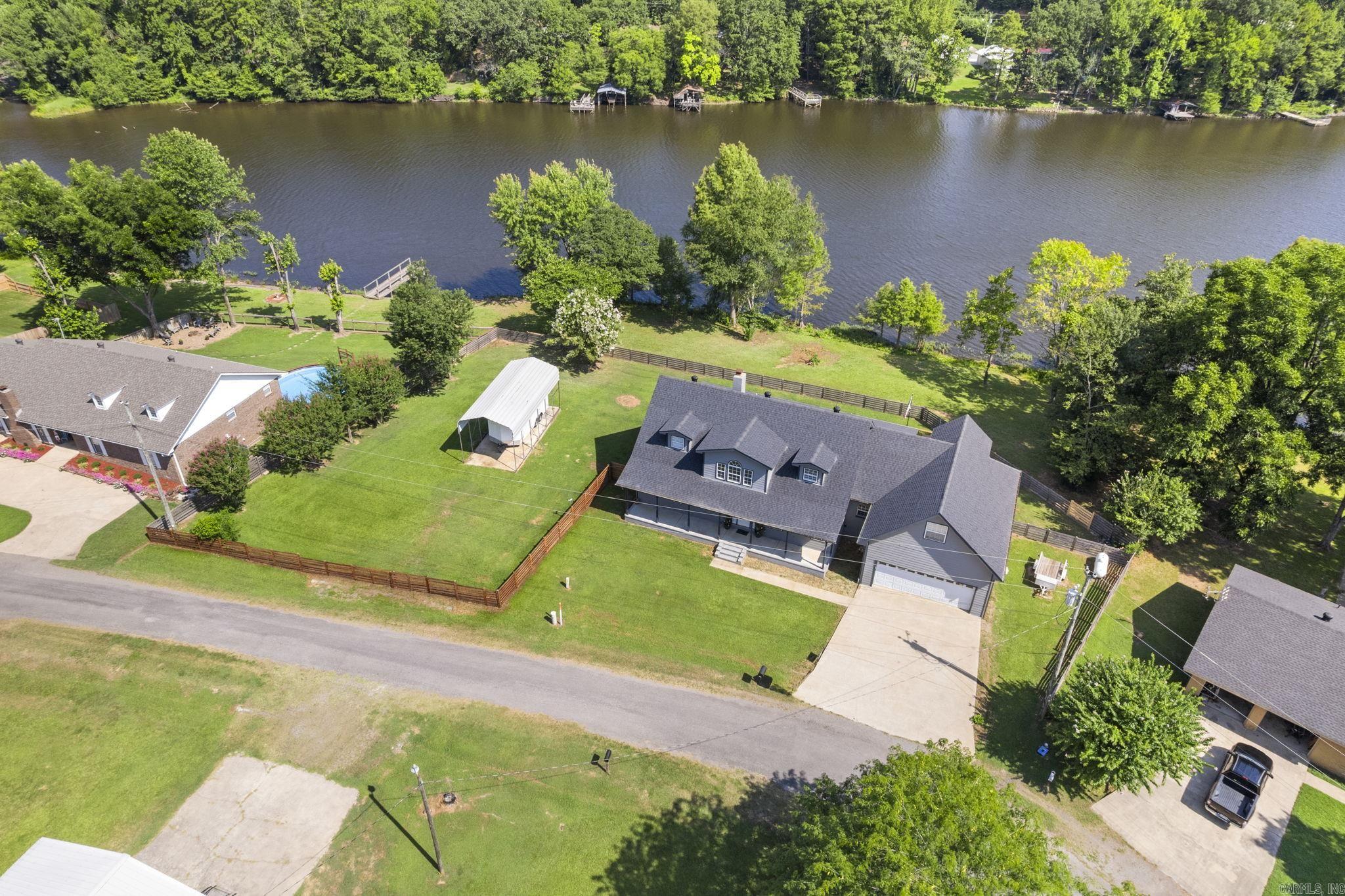 47 Lakeview  Houston, AR