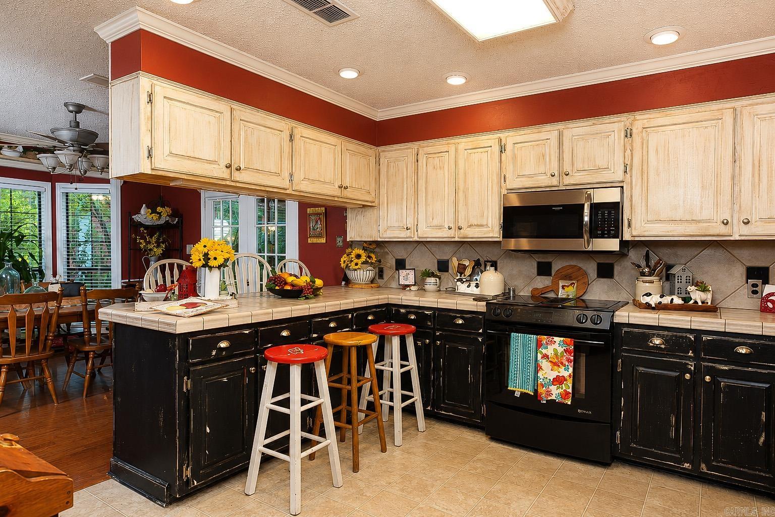 9402 Lee Springs  Pine Bluff, AR