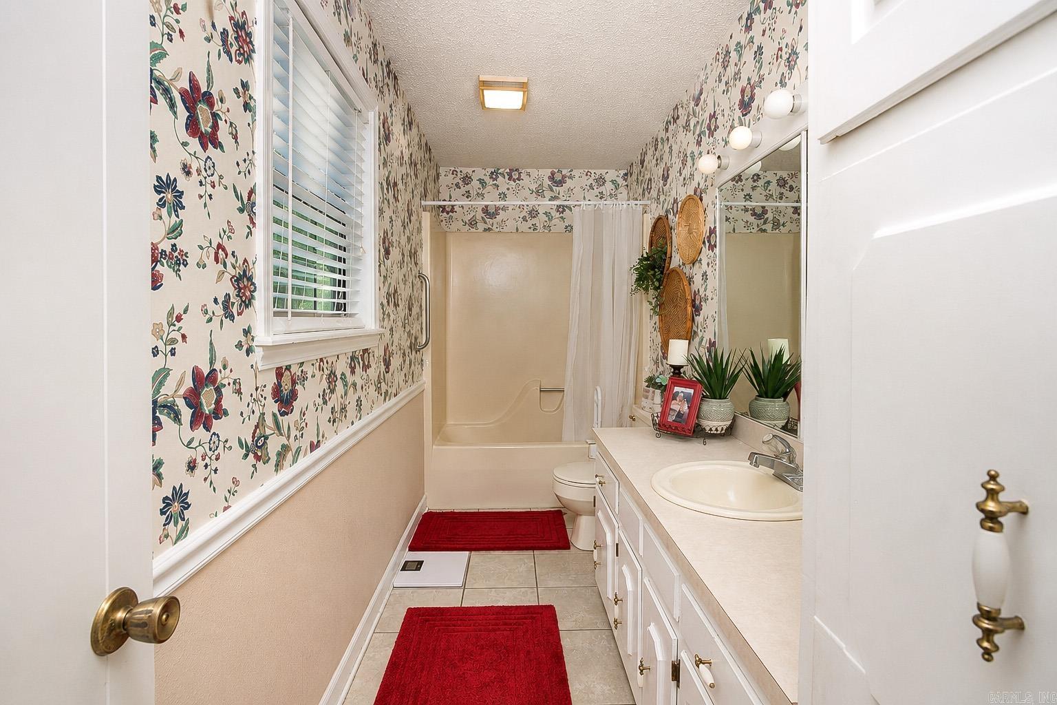 9402 Lee Springs  Pine Bluff, AR