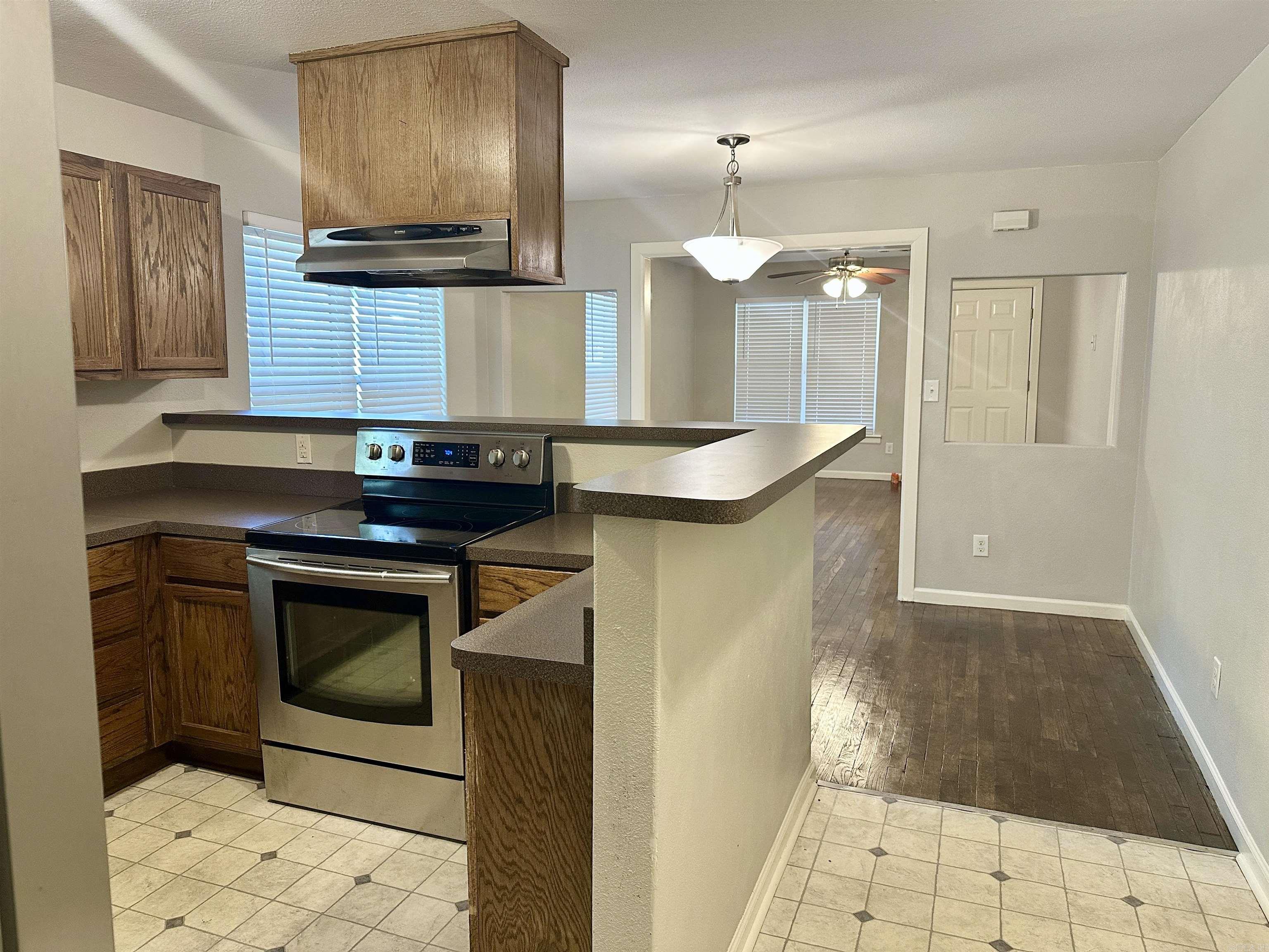 1715 Hobson  Hot Springs, AR