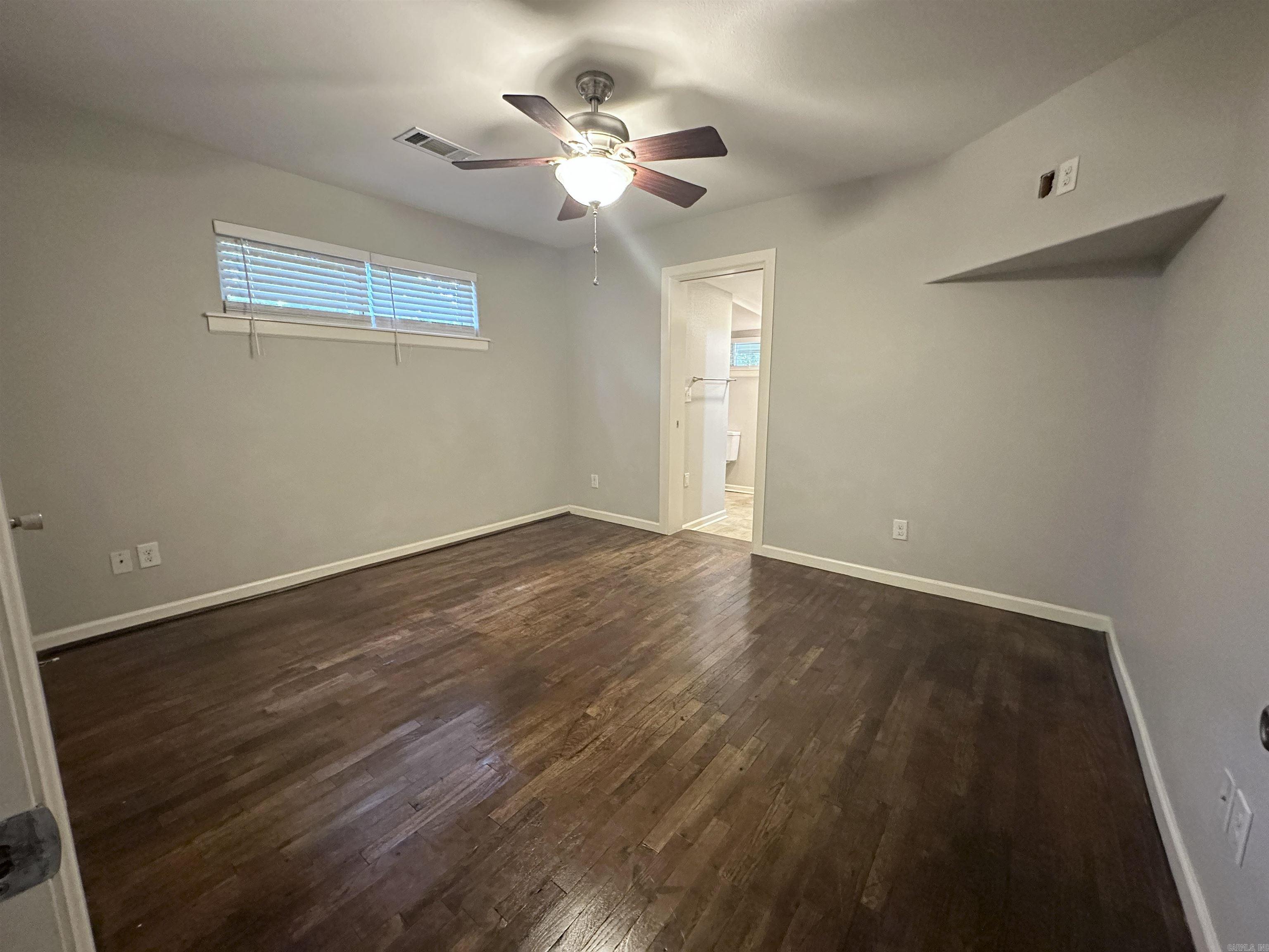 1715 Hobson  Hot Springs, AR