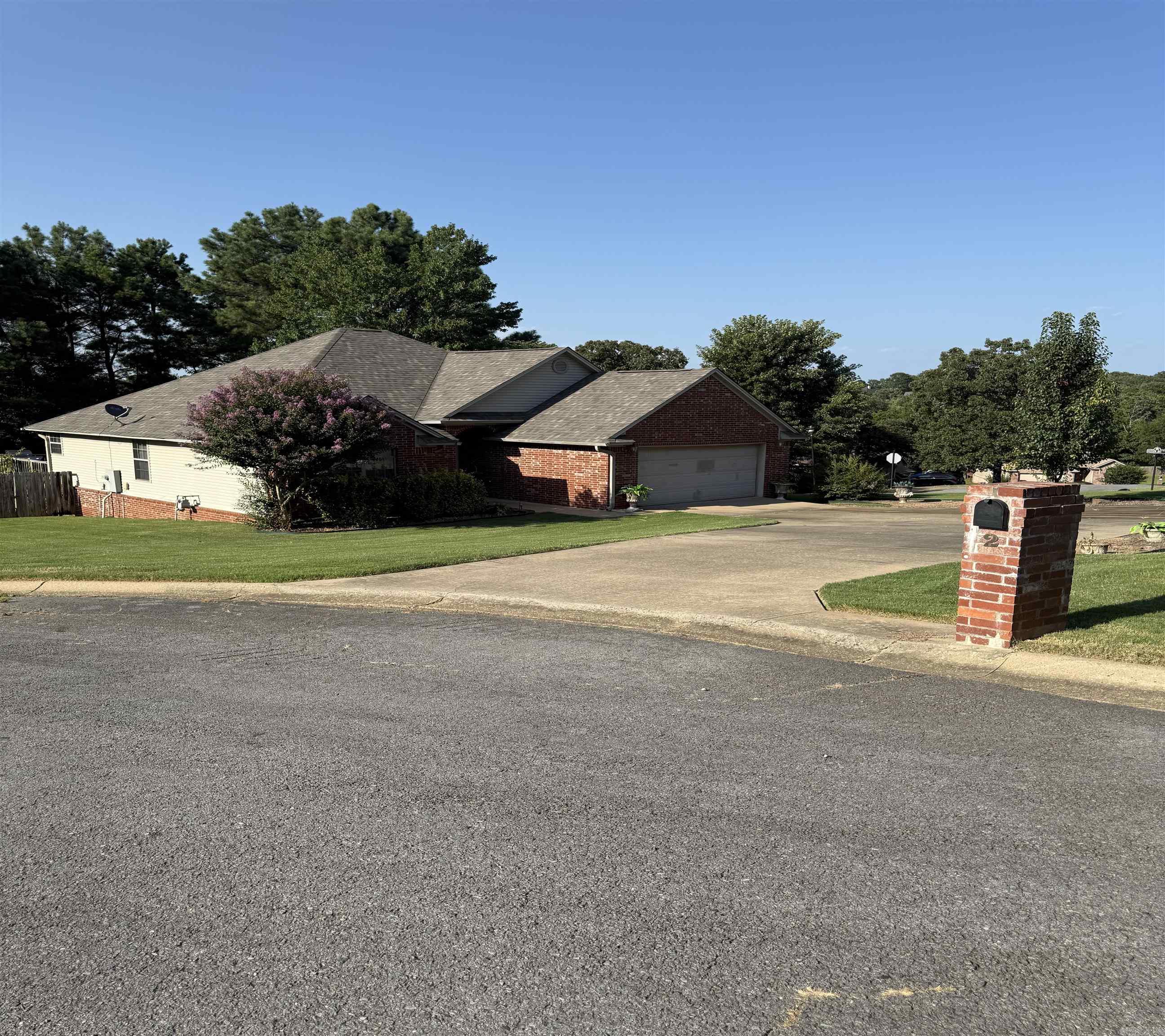 2 Alberta Cove  Maumelle, AR