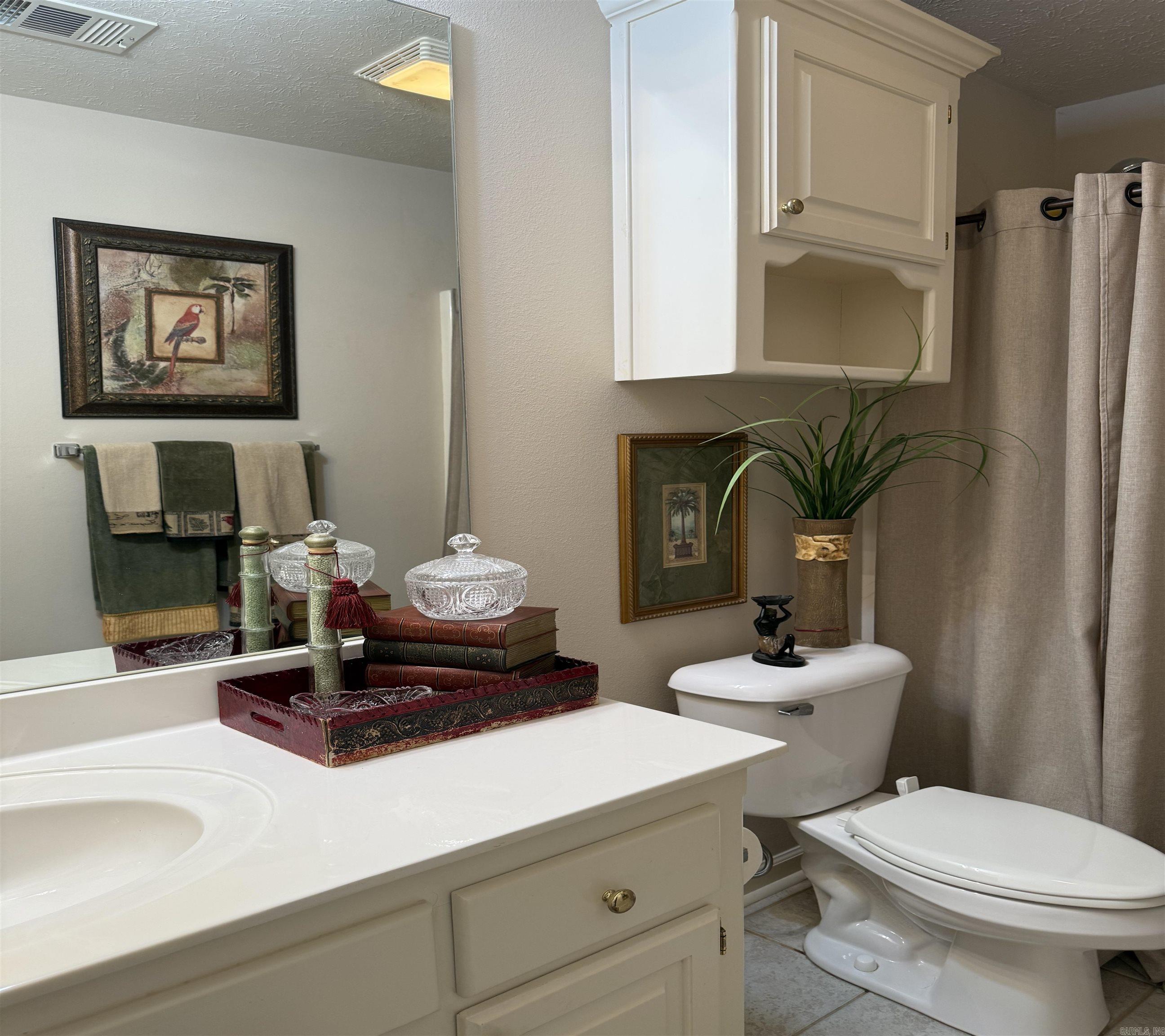 2 Alberta Cove  Maumelle, AR