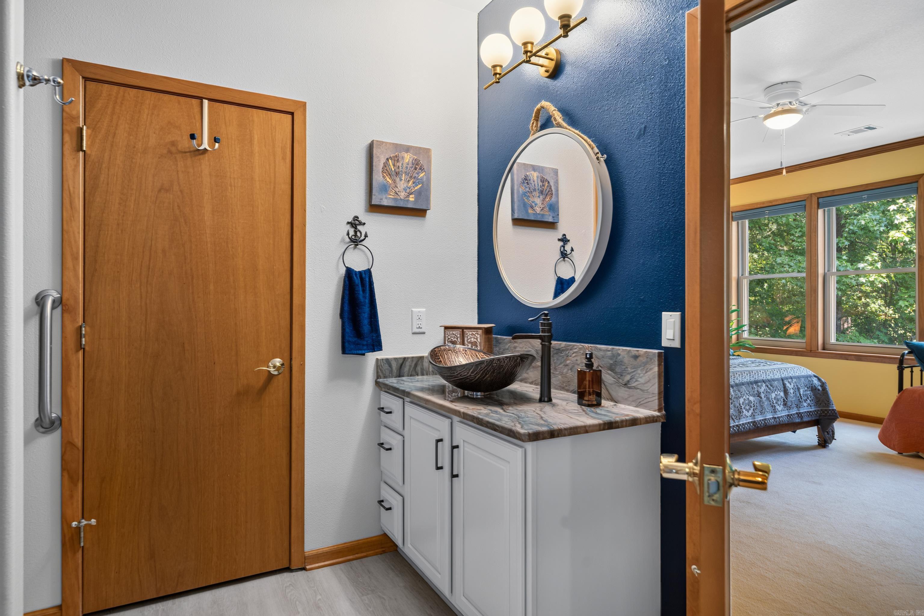 139 Waterfront  Hot Springs, AR