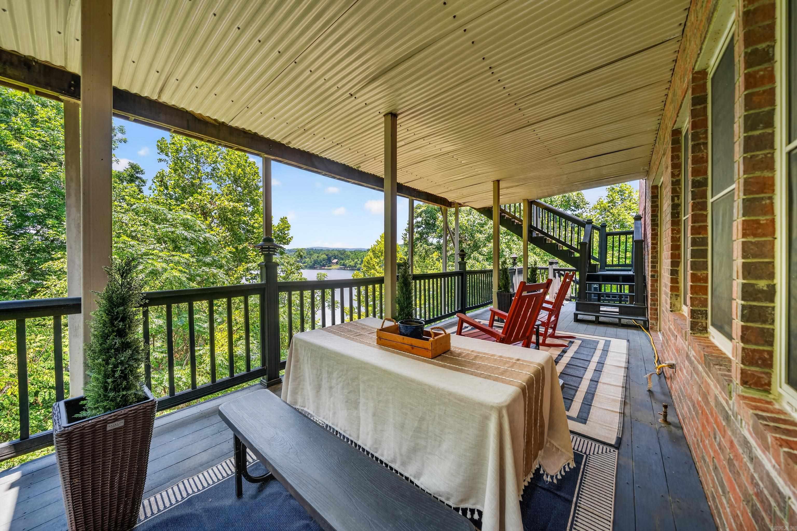 139 Waterfront  Hot Springs, AR
