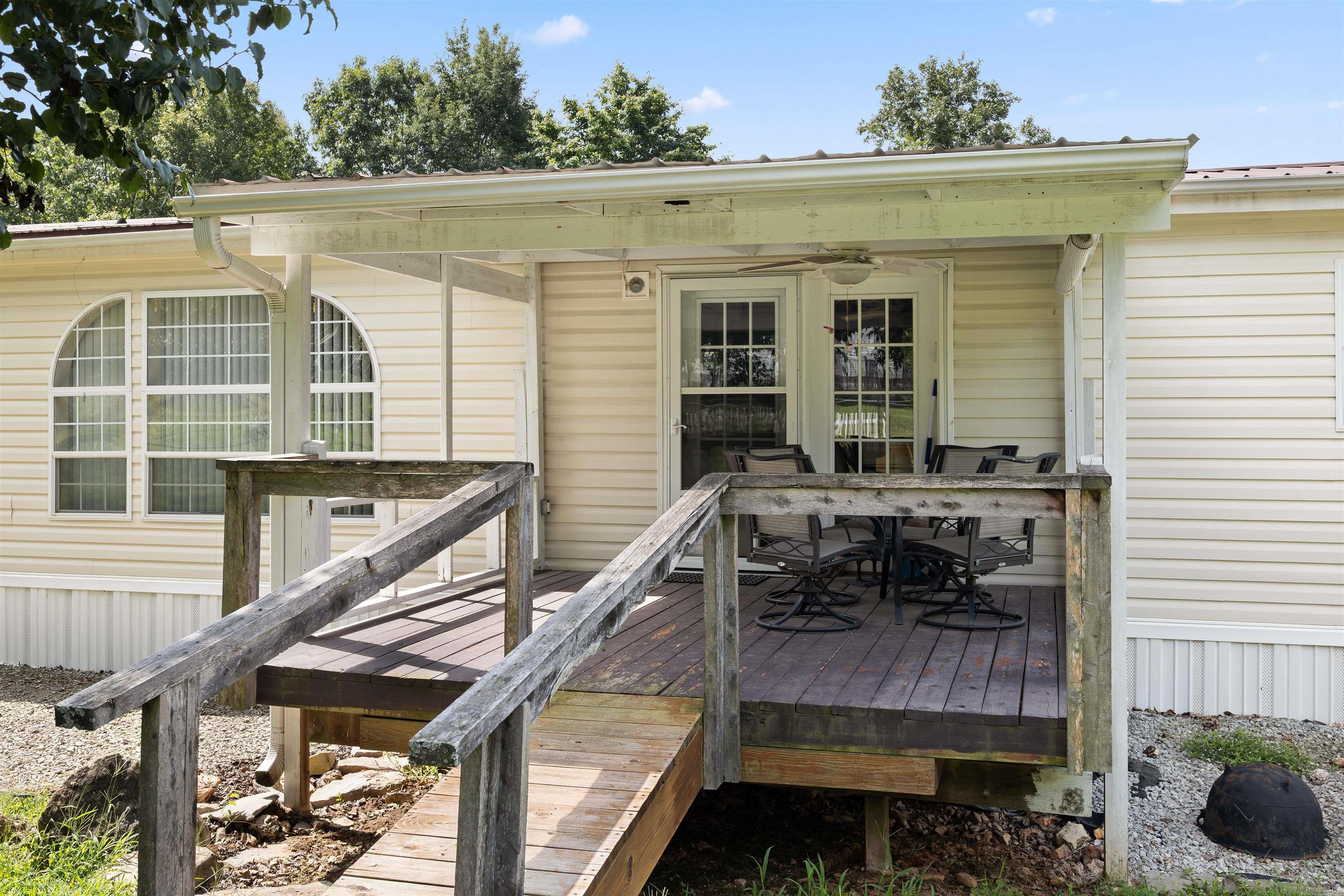 201 Lawrence Road 160  Smithville, AR