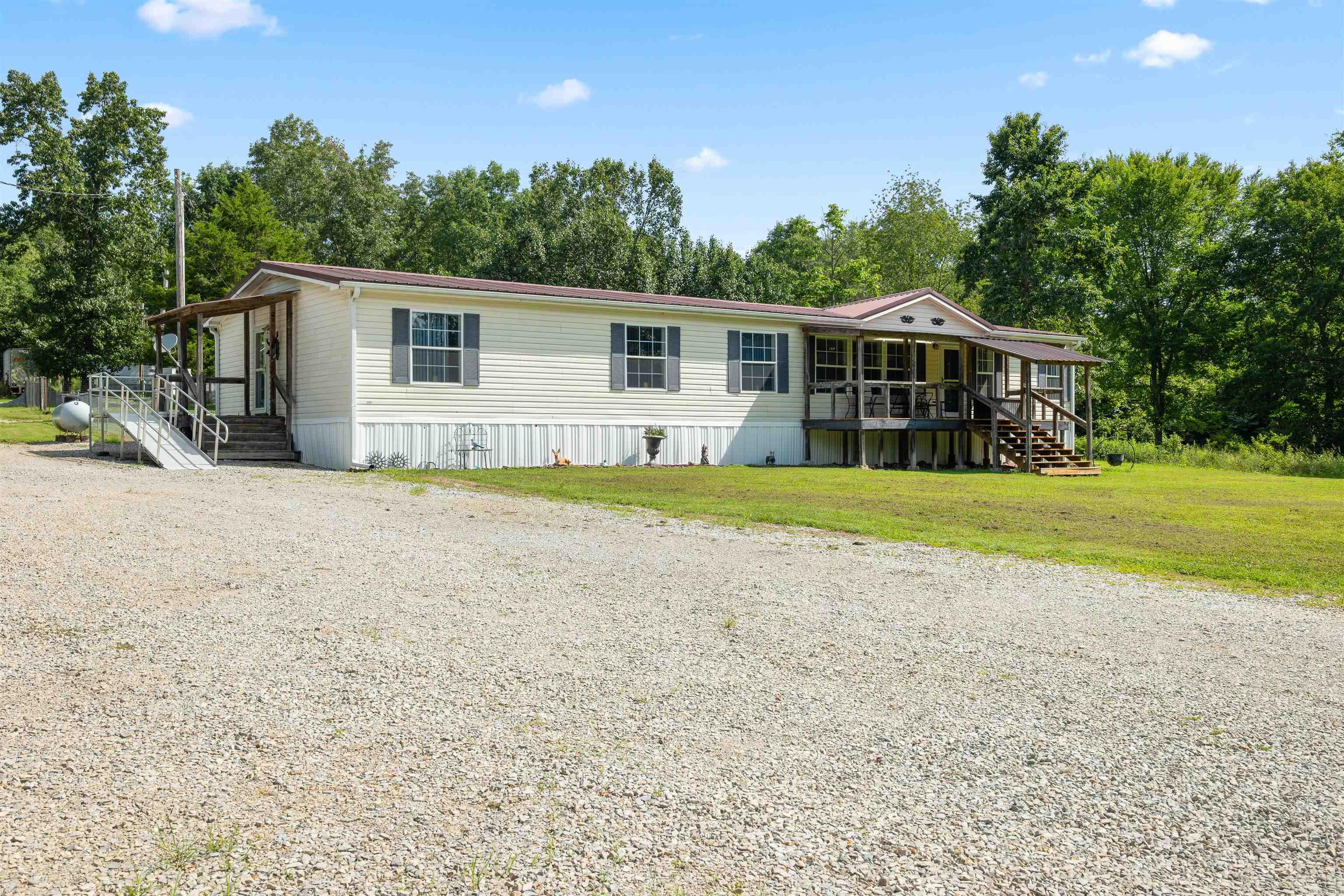 201 Lawrence Road 160  Smithville, AR