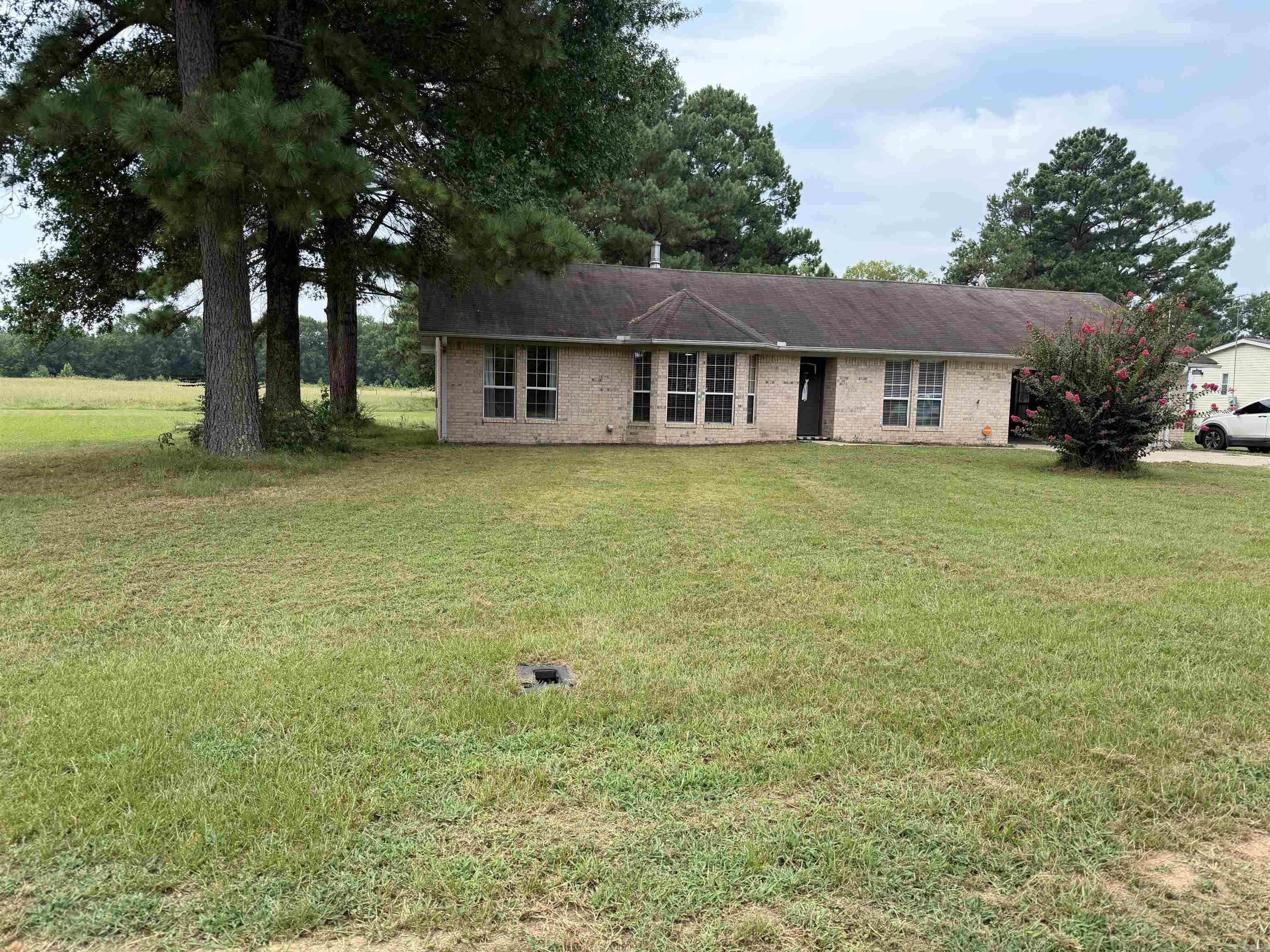 93 E Main  Greenbrier, AR