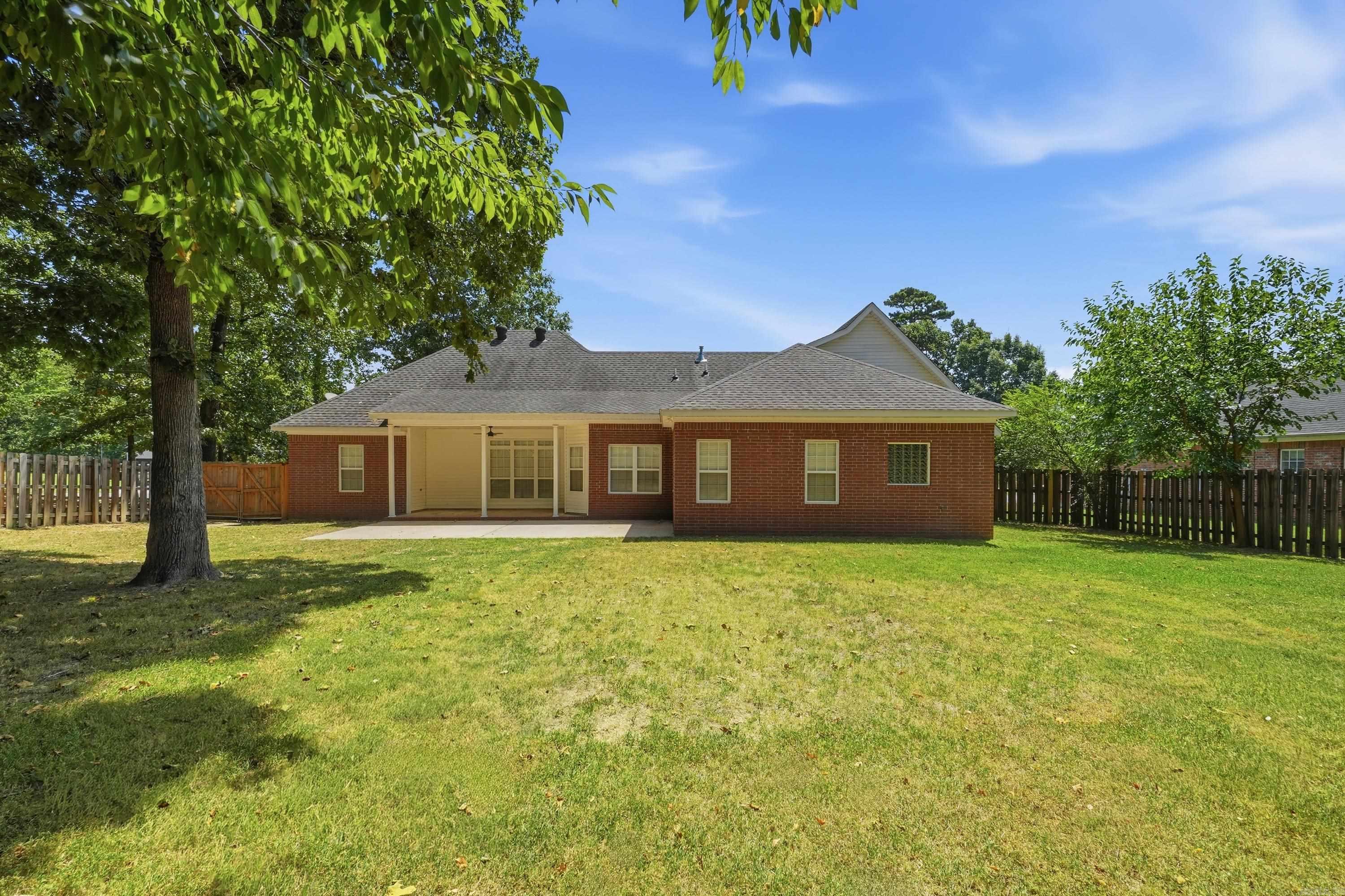2 Shadetree  Mayflower, AR