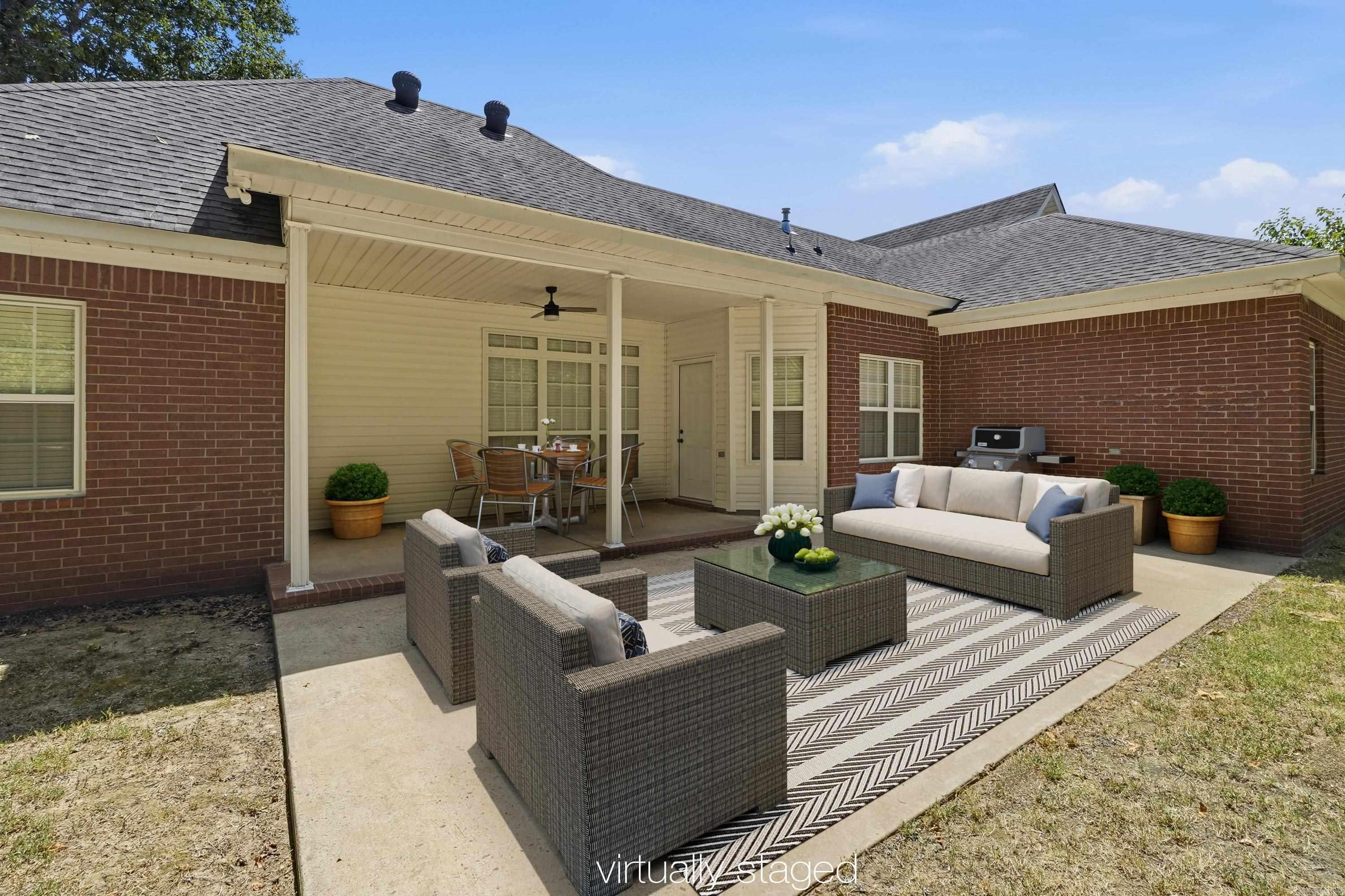 2 Shadetree  Mayflower, AR