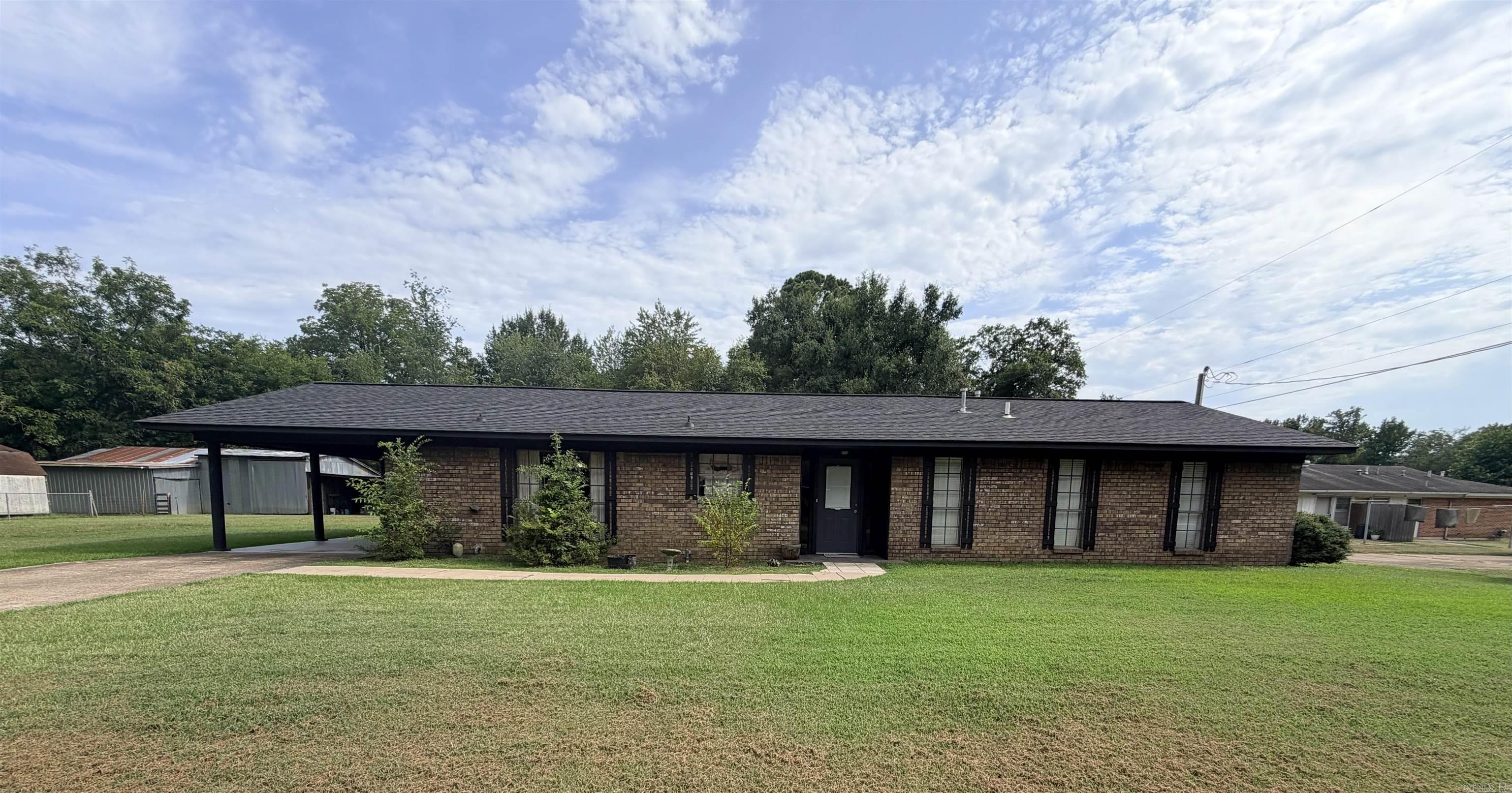 102 W Haislip St  Murfreesboro, AR