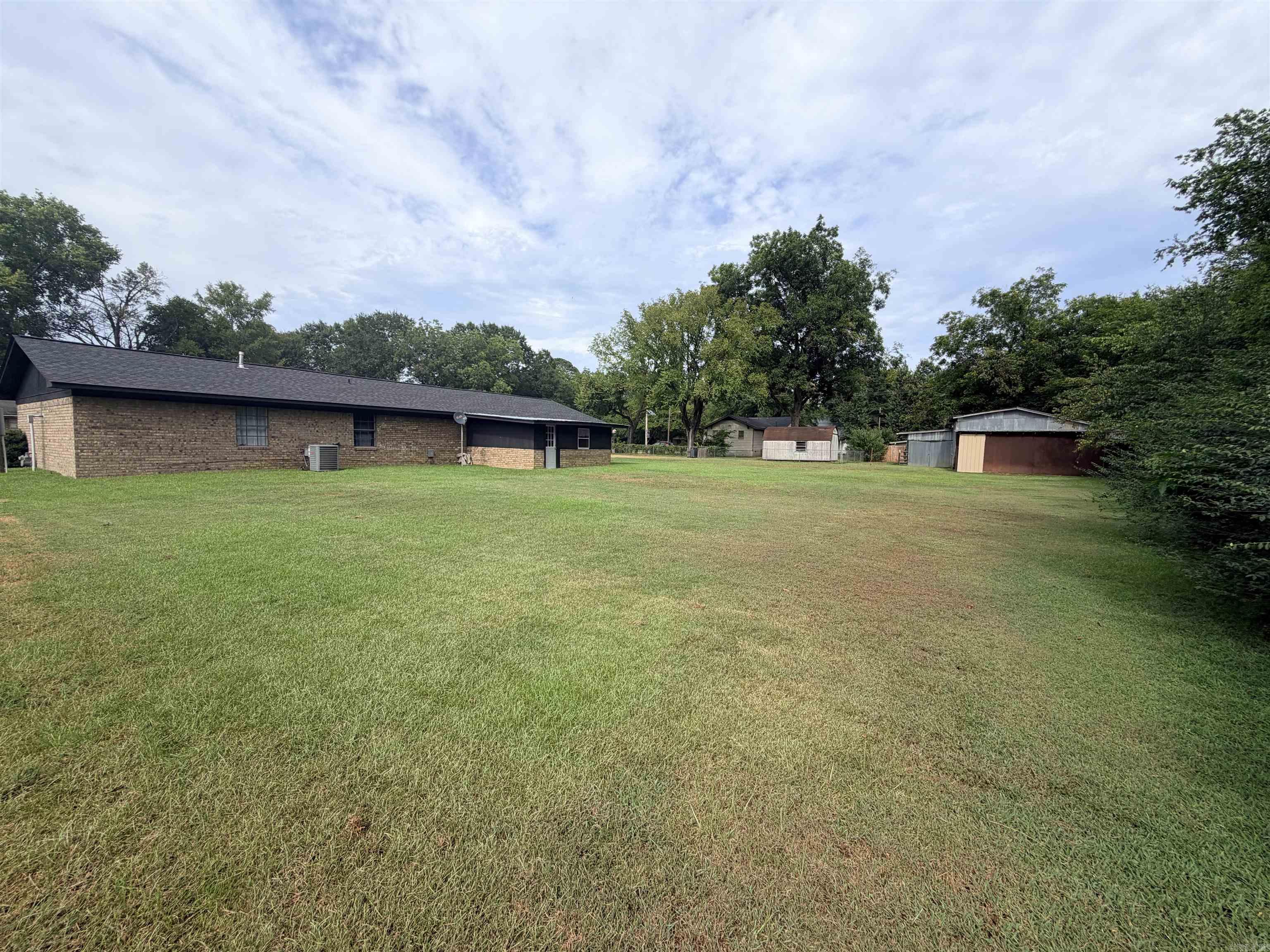 102 W Haislip St  Murfreesboro, AR