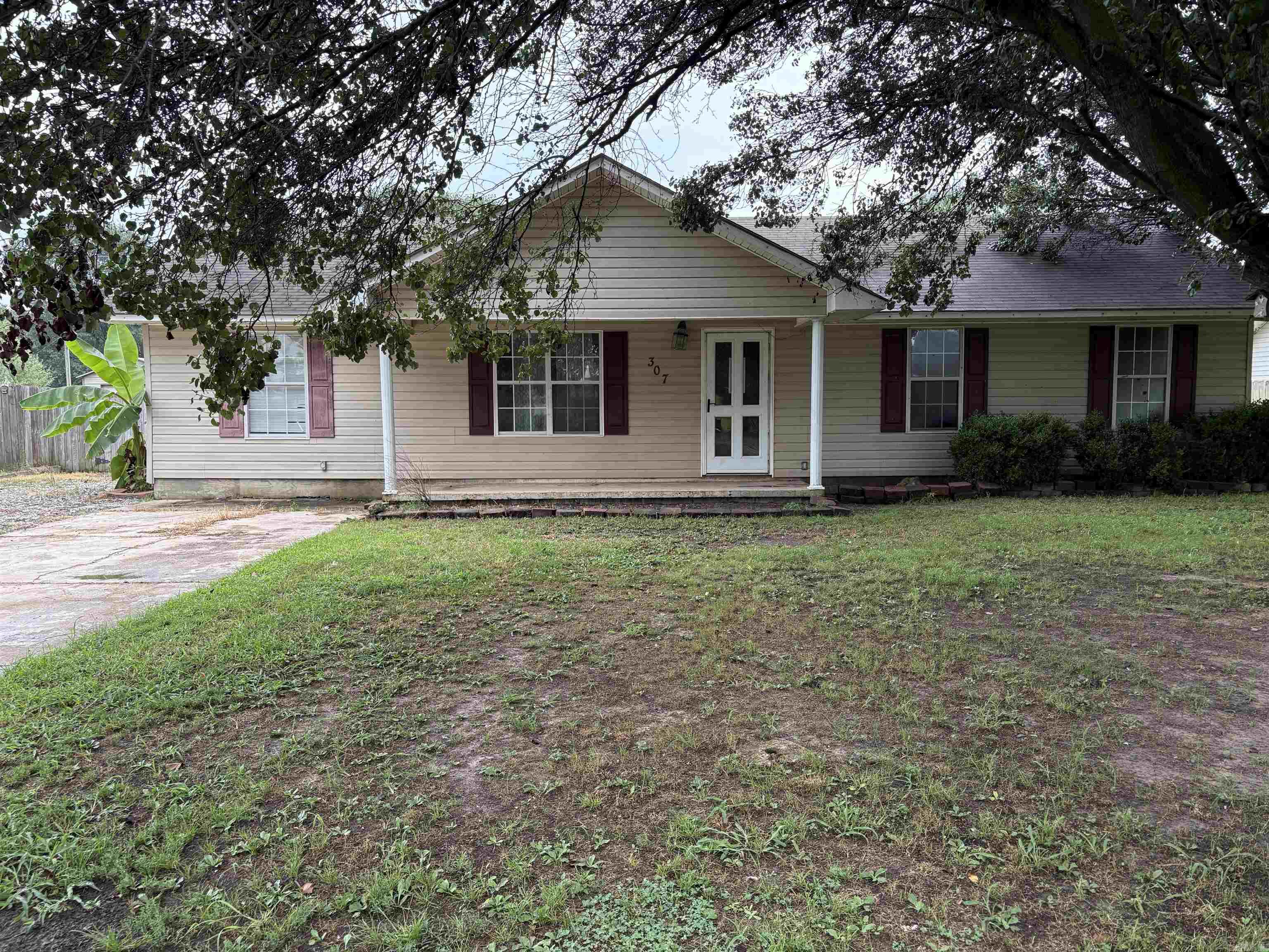 307  SOuthard  Bay, AR
