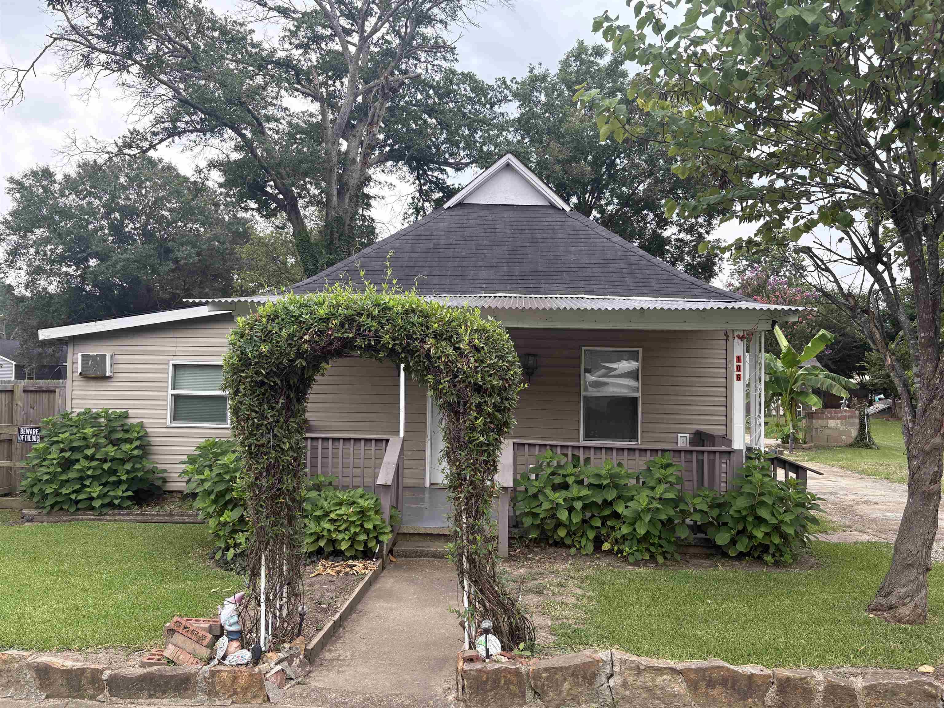 106  Arch Street  Bald Knob, AR