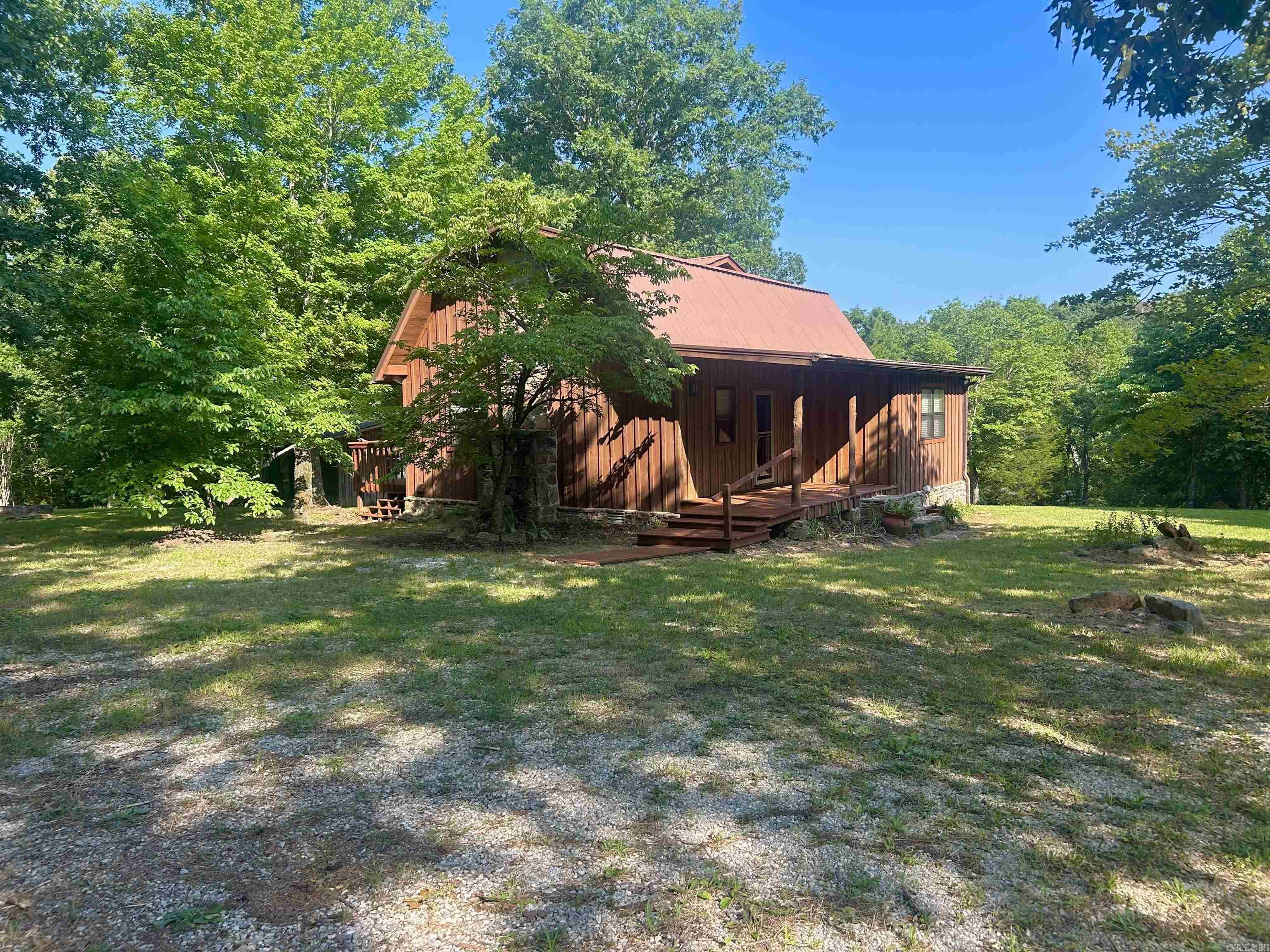 3558  Sunny Fox  Mountain View, AR