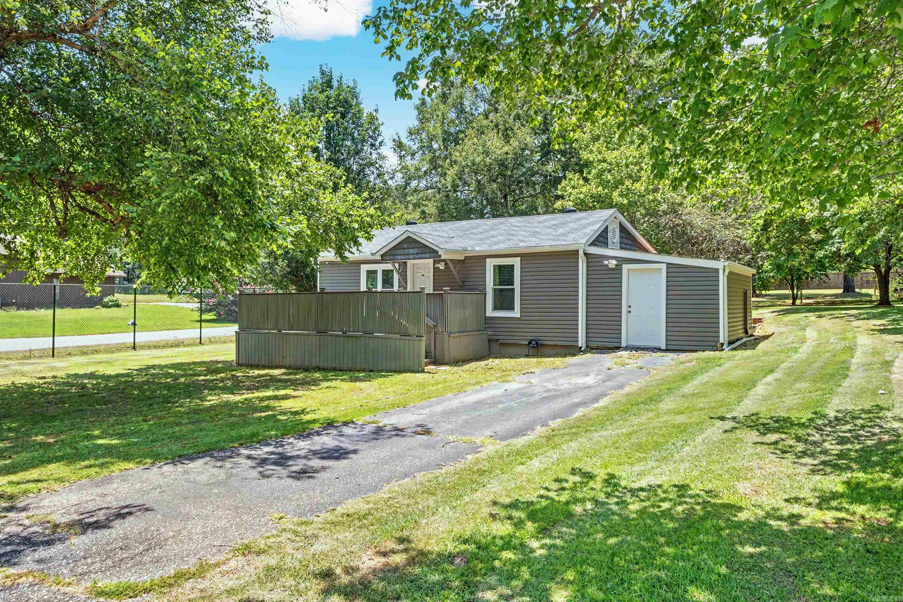 1101 N Arch  Sheridan, AR