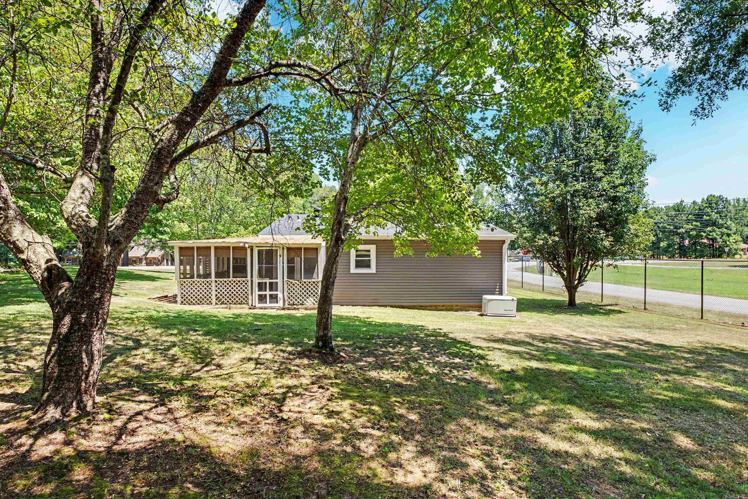 1101 N Arch  Sheridan, AR