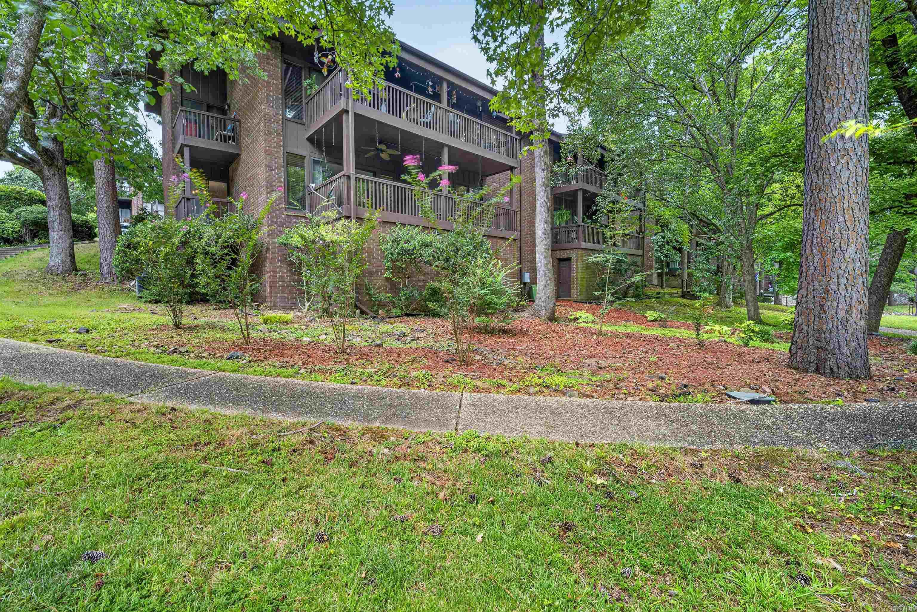 2315 Lakeshore Dr  Hot Springs, AR