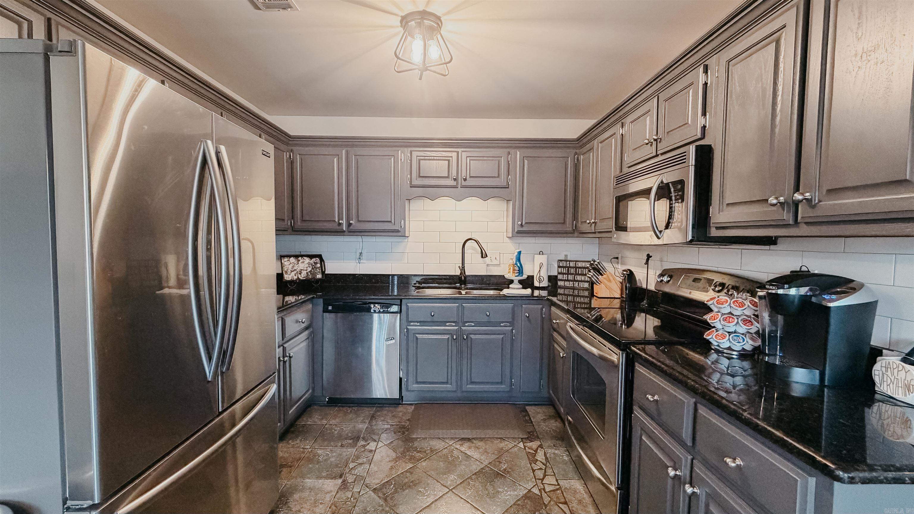 1801 Cindy  Wynne, AR